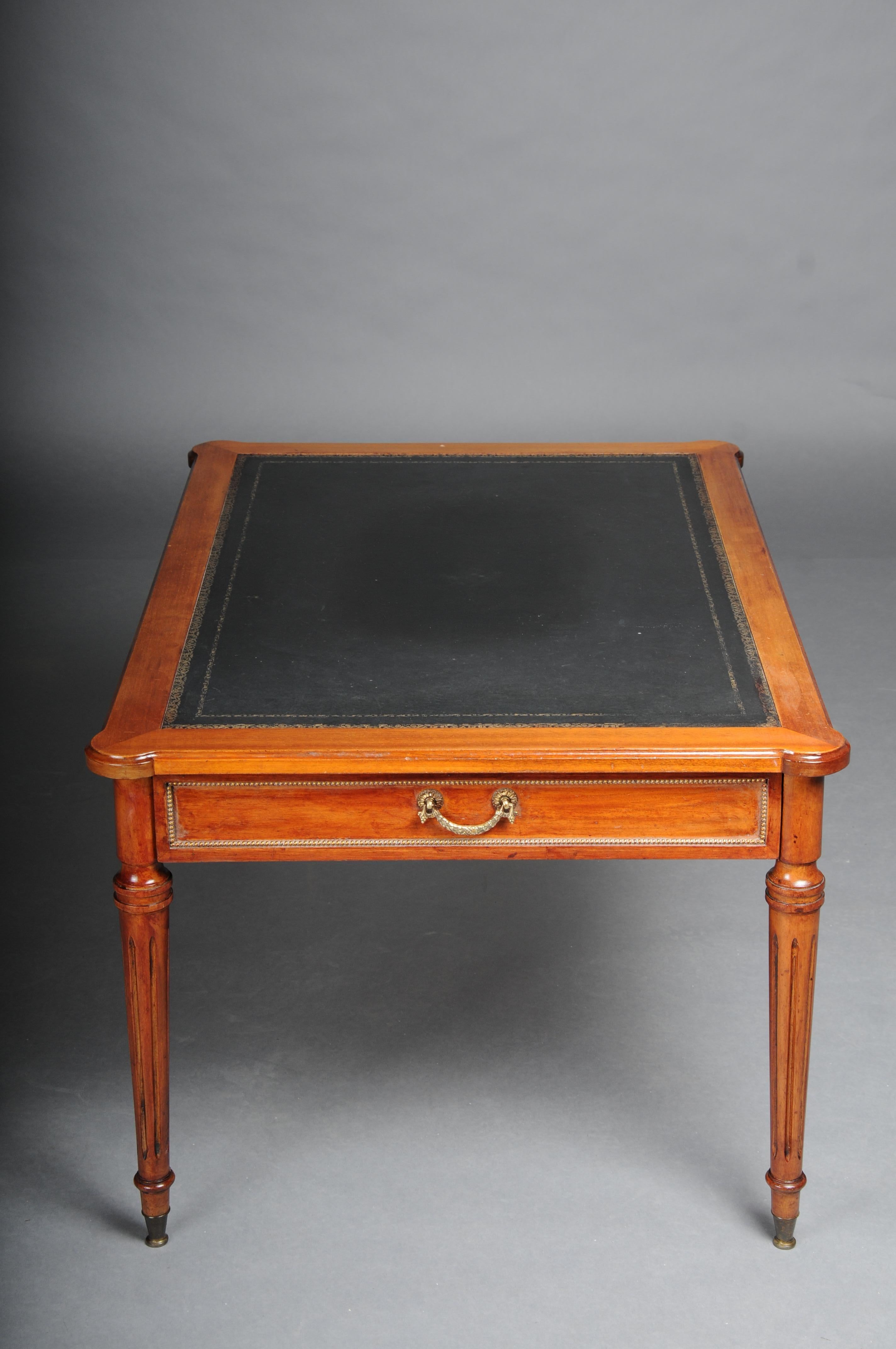 20th Century Classicist English Coffee Table Leather Top For Sale 1