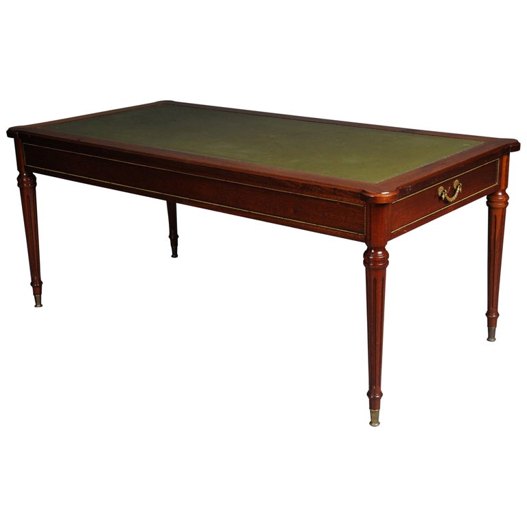 20th Century Classicist English Coffee Table Leather Top For Sale at