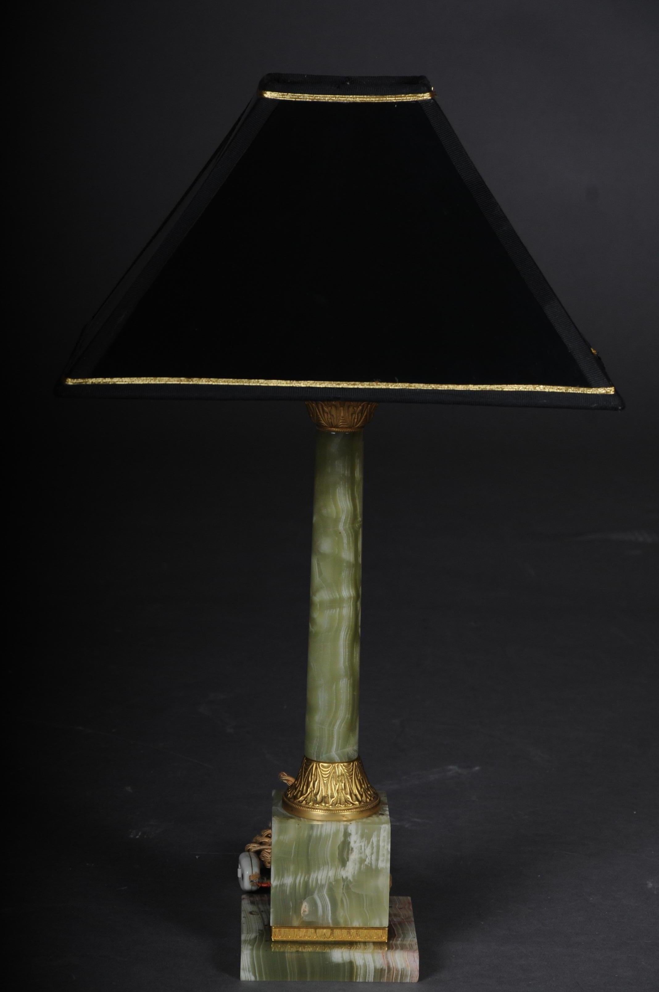 French 20th Century Classicist Onyx Table Lamp with Brass For Sale