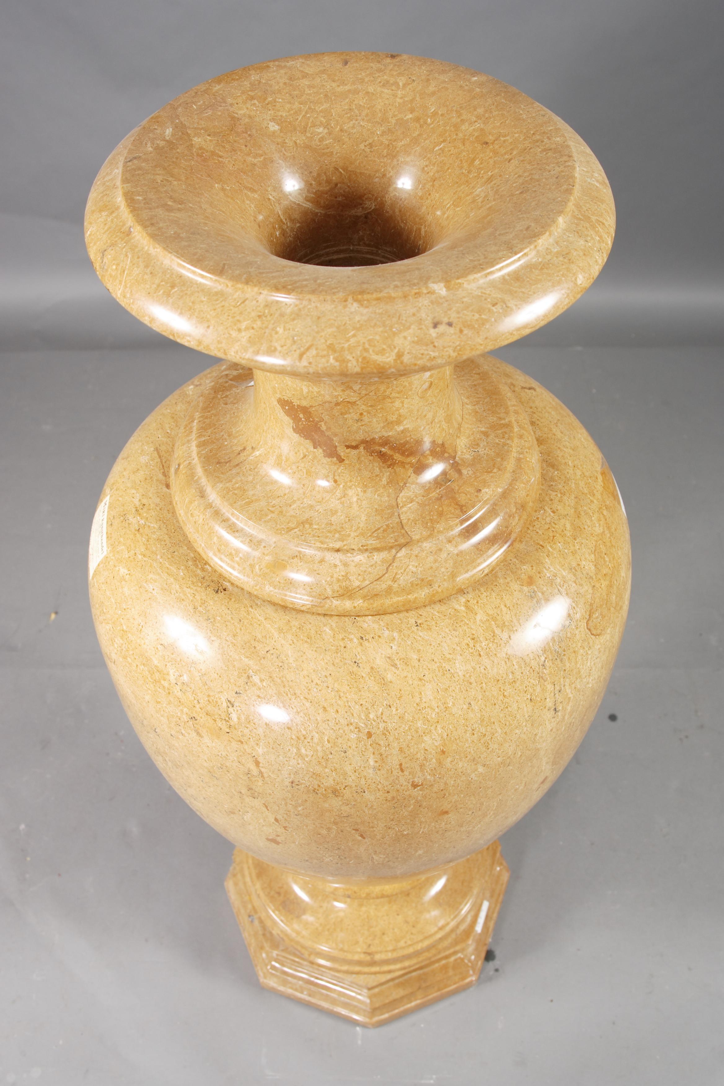 20th Century Classicist Style Marble Crater Vase For Sale 5