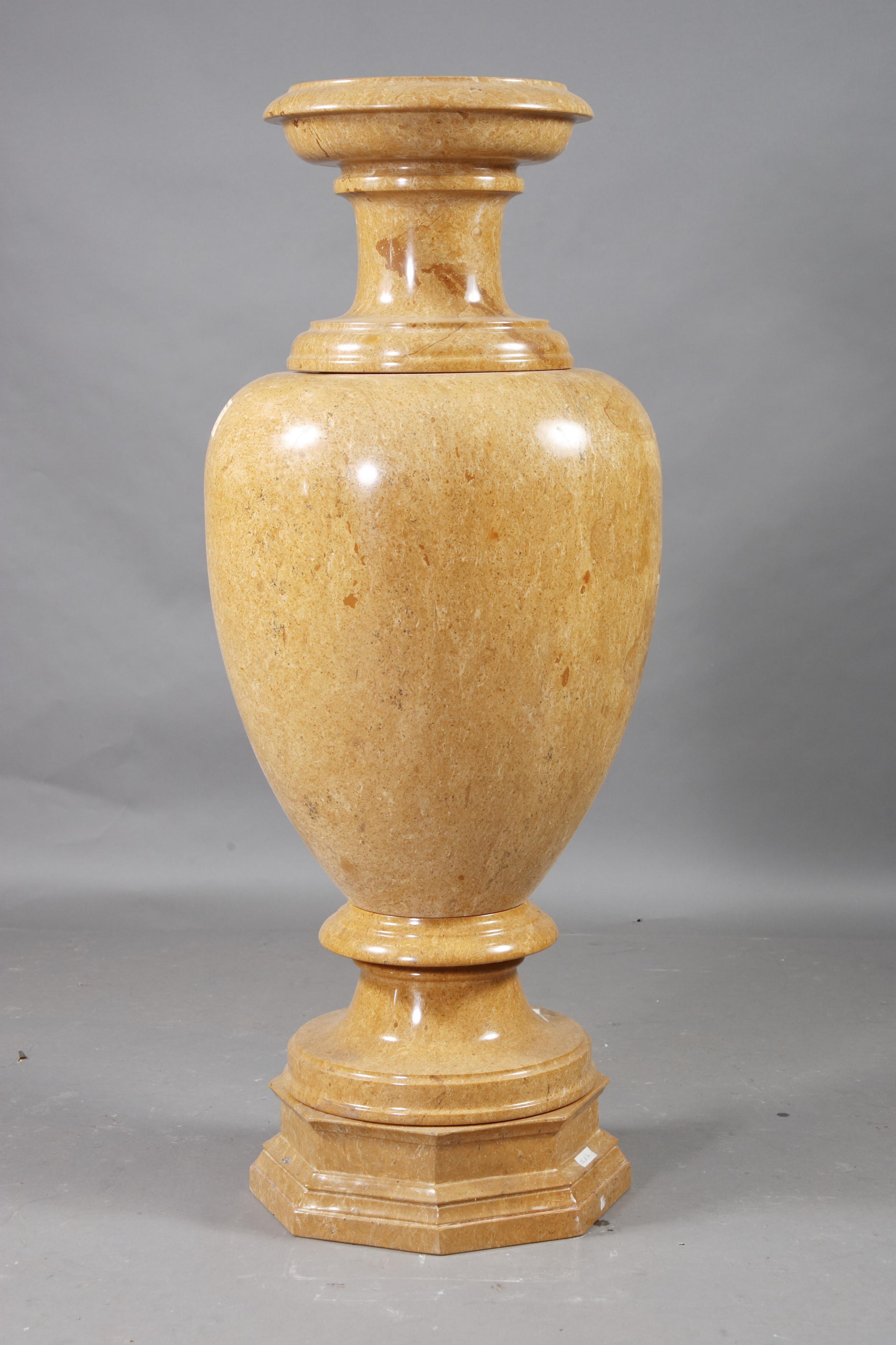 20th Century Classicist Style Marble Crater Vase For Sale 4