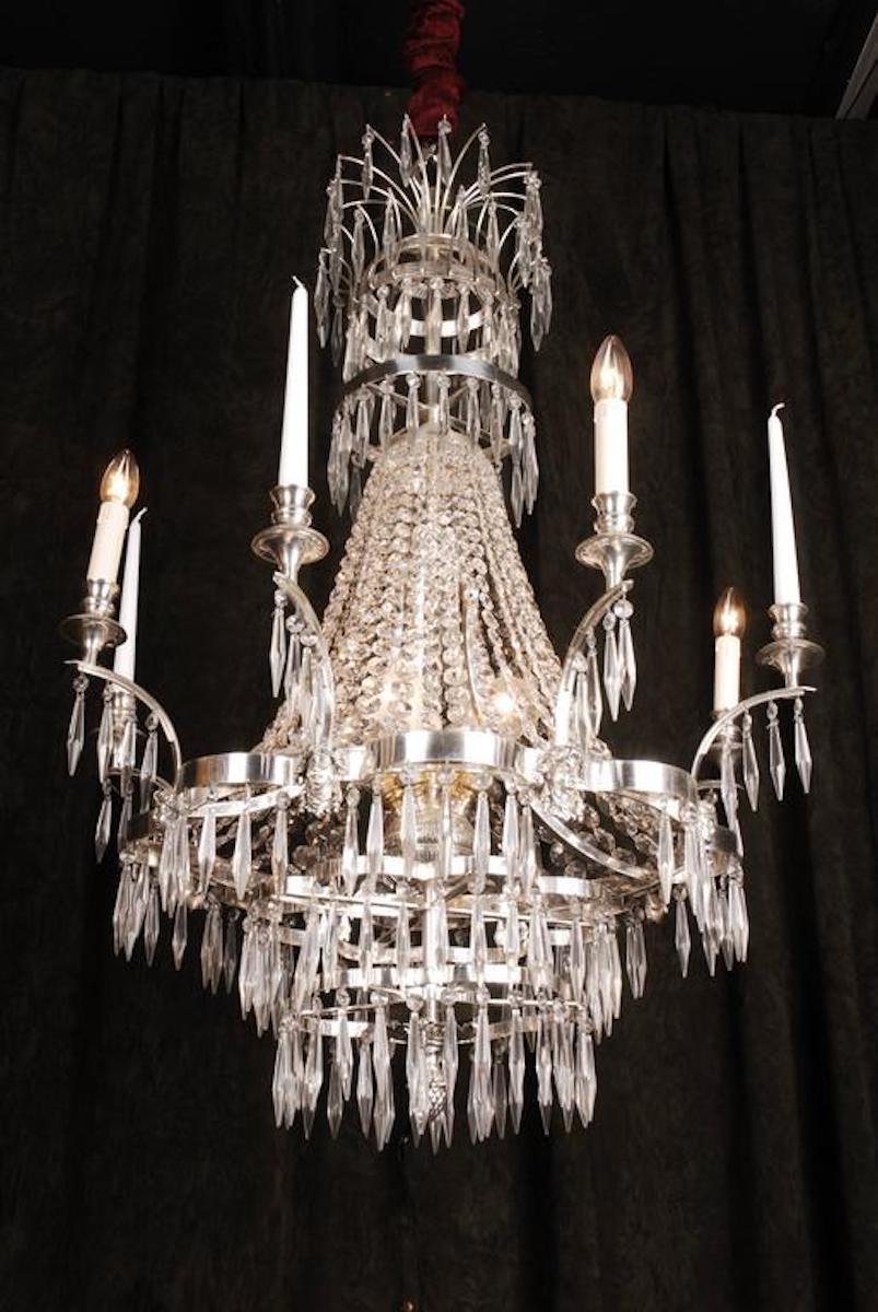 20th Century Classicist Style Swedish Ceiling Chandelier 2024 In Good Condition For Sale In Berlin, DE