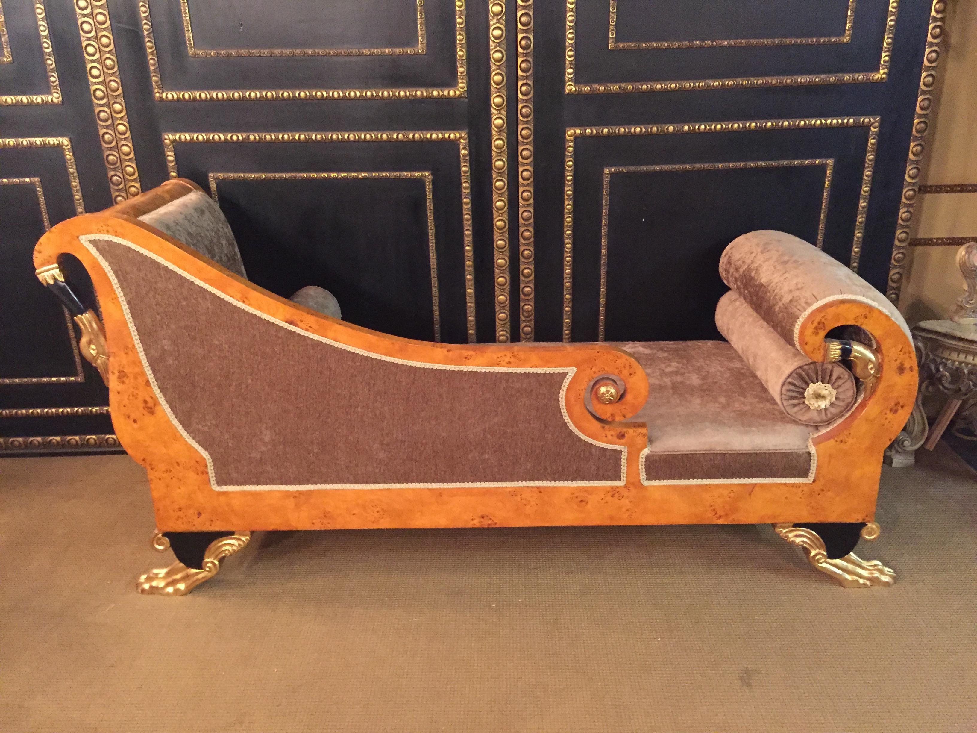 20th Century Antique Classizim Style Empire Swan Chaise Lounge Birdseye Maple For Sale 13