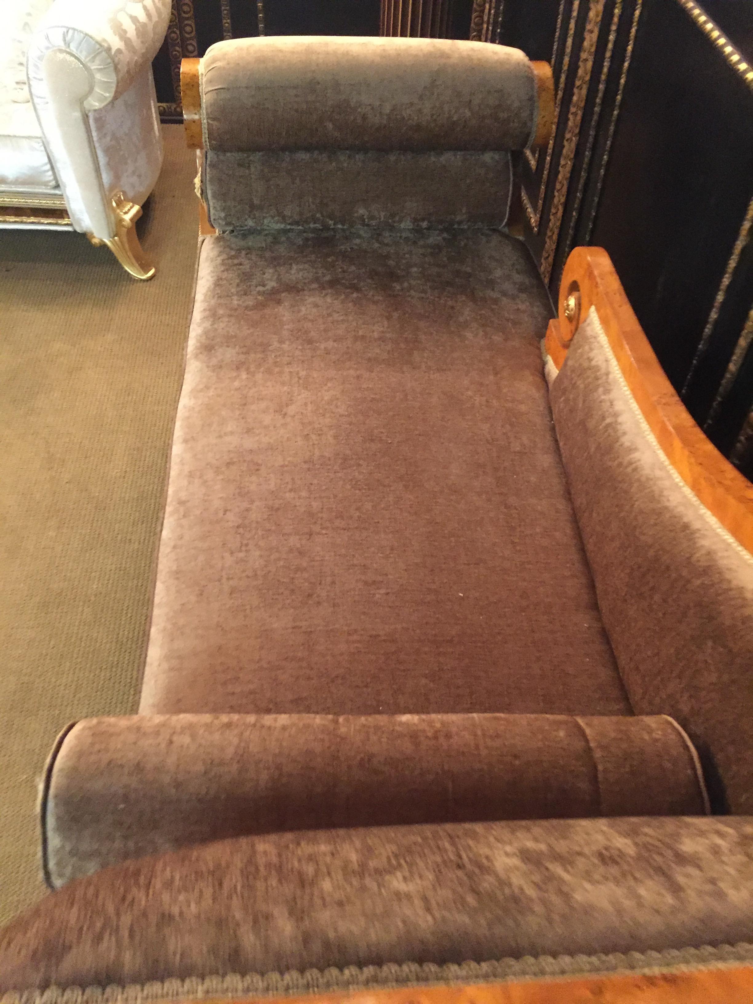 20th Century Classizim Style Empire Swan Chaise Lounge In Good Condition In Berlin, DE
