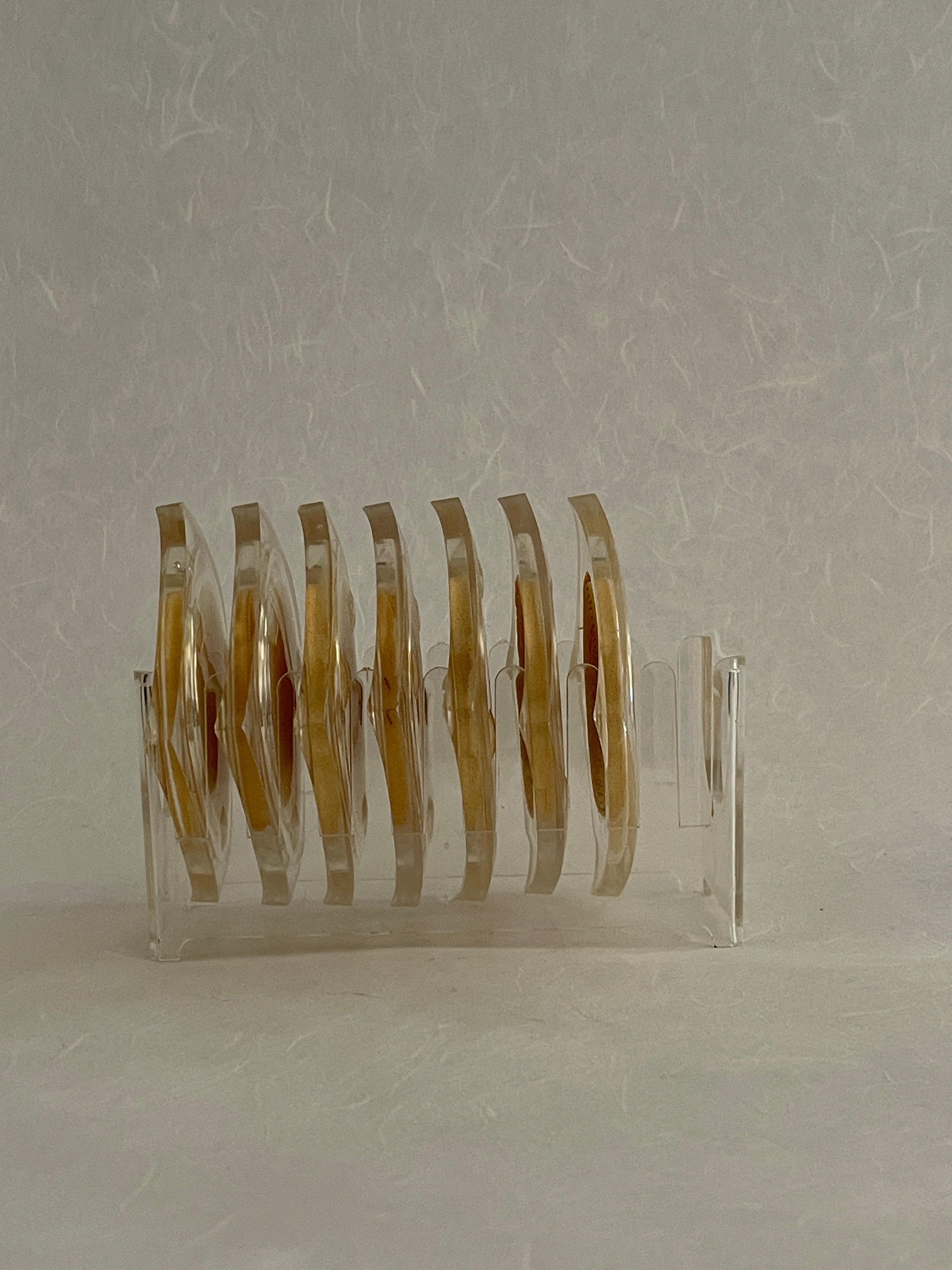 20th Century Clear Acrylic Coasters and Stand In Good Condition For Sale In Miami, FL