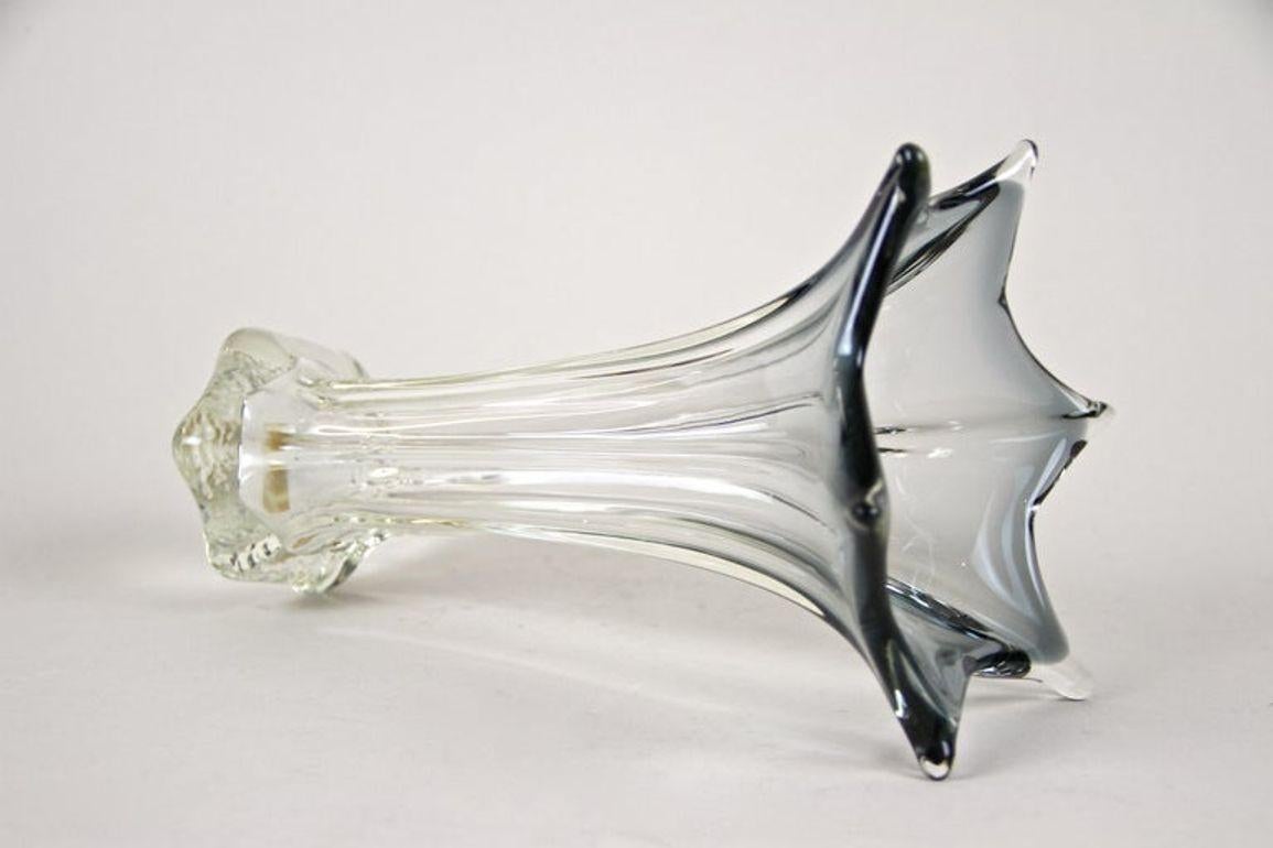 20th Century Clear Murano Glass Vase, Vetro Artistico Veneziano, Italy ca. 1970 en venta 8