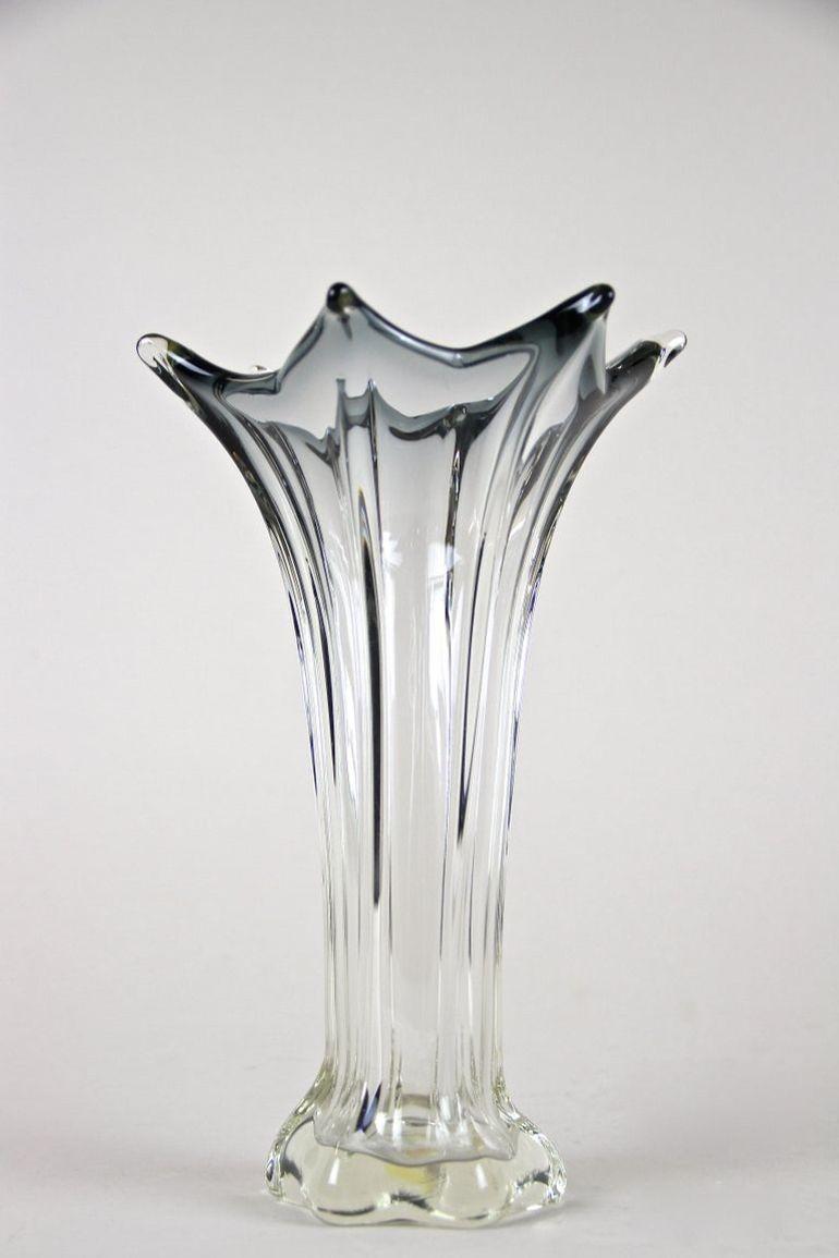 20th Century Clear Murano Glass Vase, Vetro Artistico Veneziano, Italy ca. 1970 en Bueno estado para la venta en Lichtenberg, AT