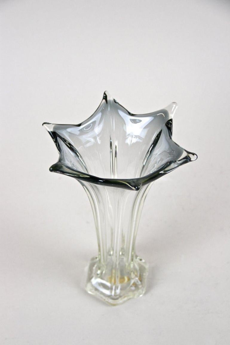 20th Century Clear Murano Glass Vase, Vetro Artistico Veneziano, Italy ca. 1970 Cristal de Murano en venta