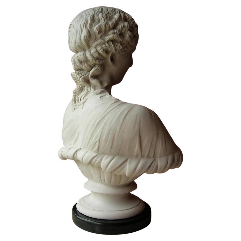 Marmo Scultura con busto di Clytie del XX secolo - Eleganza classica in marmo in vendita