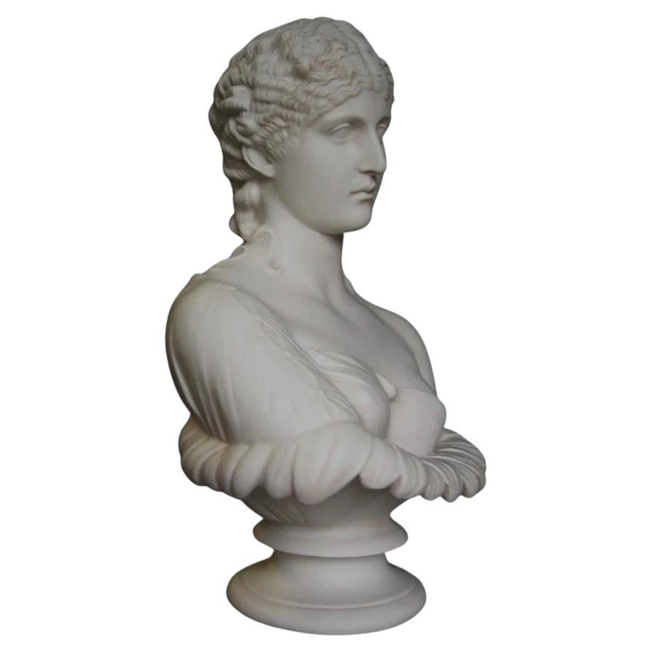 Scultura con busto di Clytie del XX secolo - Eleganza classica in marmo in vendita 3
