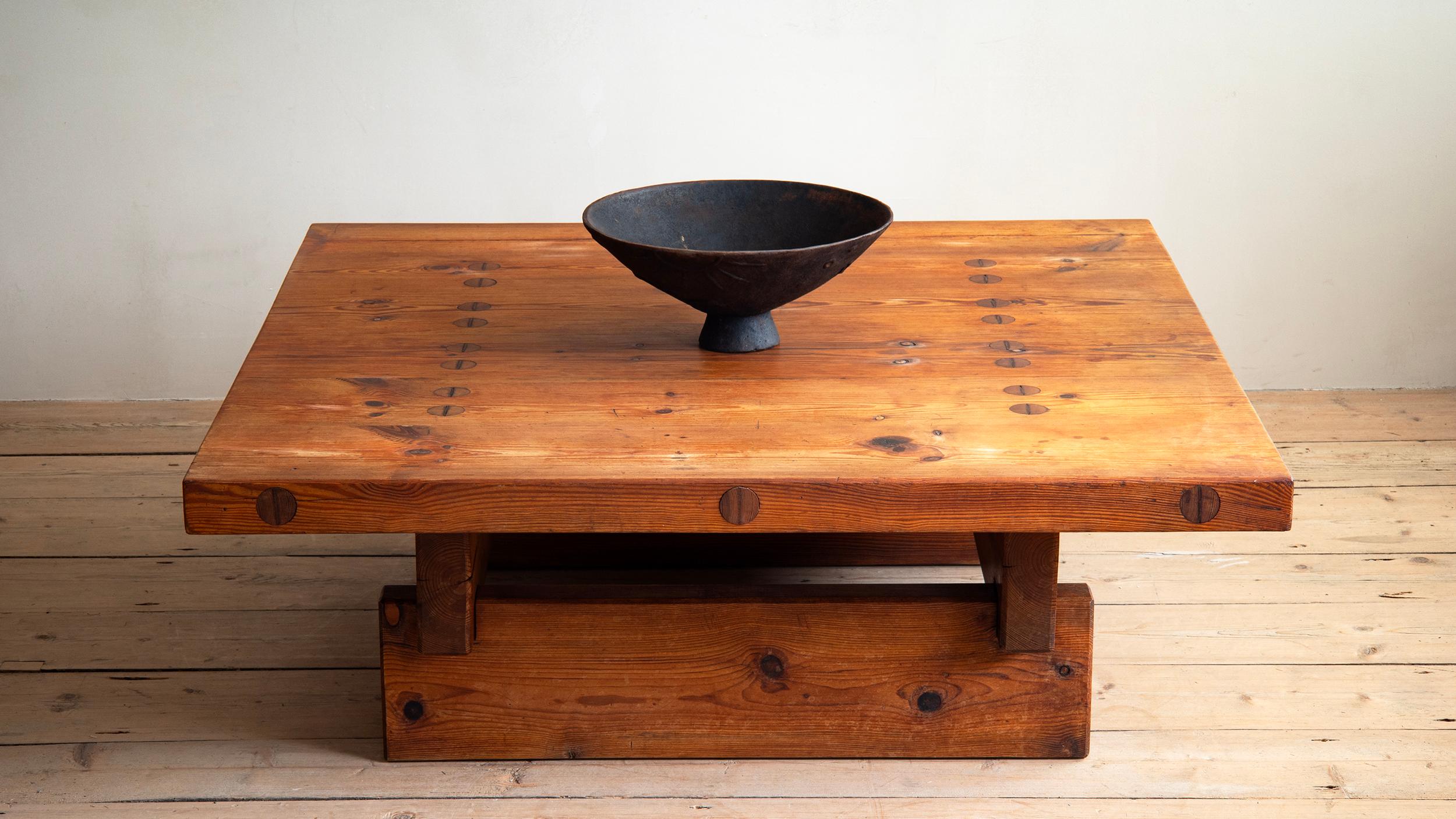 Swedish 20th Century Coffee Table by Roland Wilhelmsson For Sale