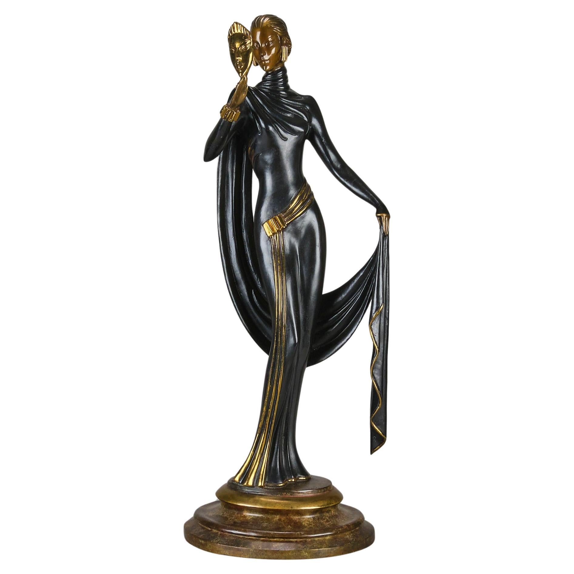 Sculpture en bronze peinte à froid du 20ème siècle intitulée « La Masque » par Erte 