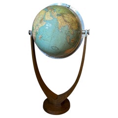 20th century Colombus Oak Veneer and Chromed Metal Terrestrial Globe 