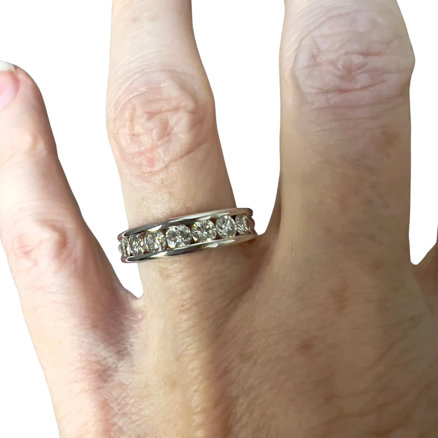 De las mujeres Siglo XX Contemporáneo Anillo de oro de 18 quilates con 1,00 quilate de diamantes en venta