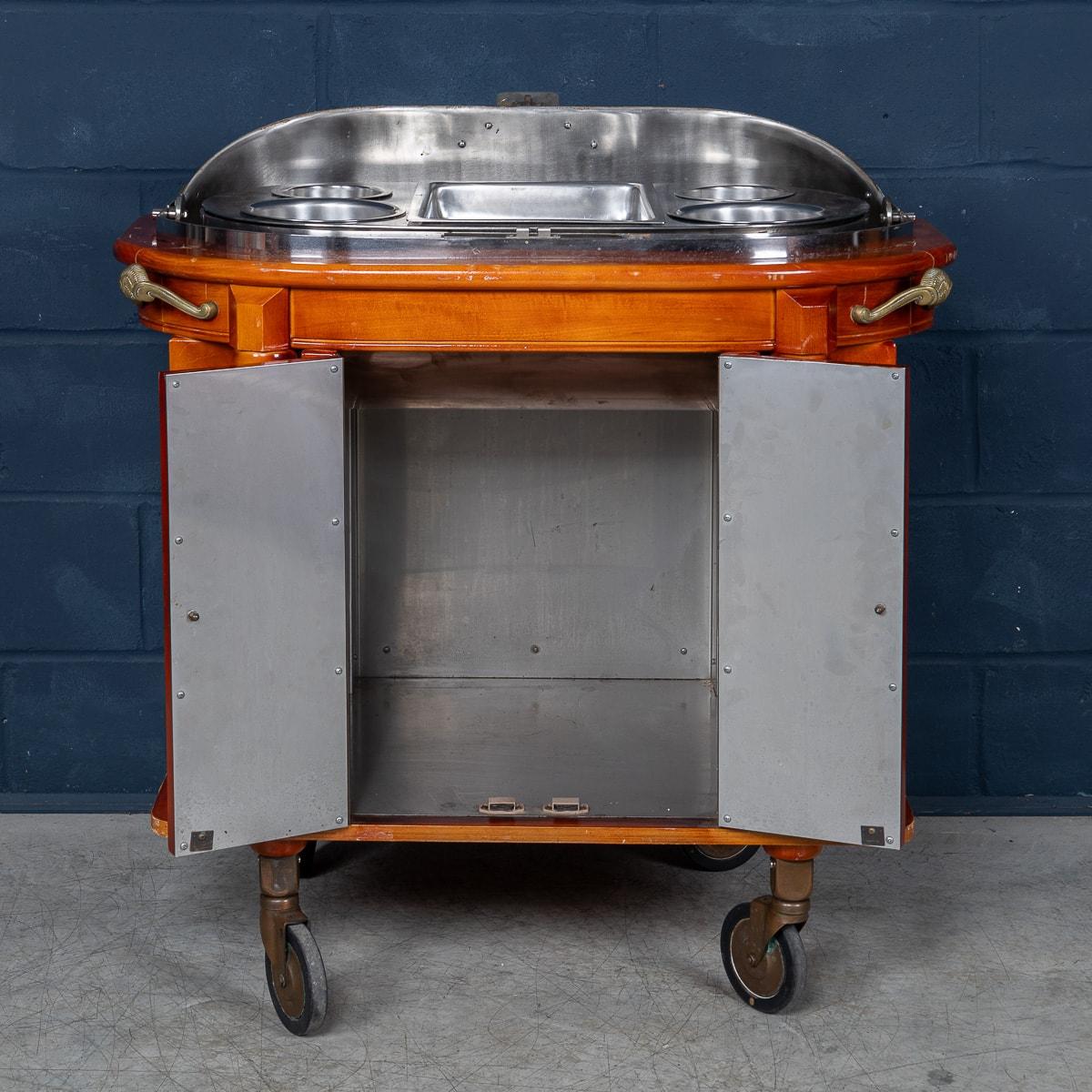 Carro de baño maría continental de cobre y latón del siglo XX c.1970 en venta 4