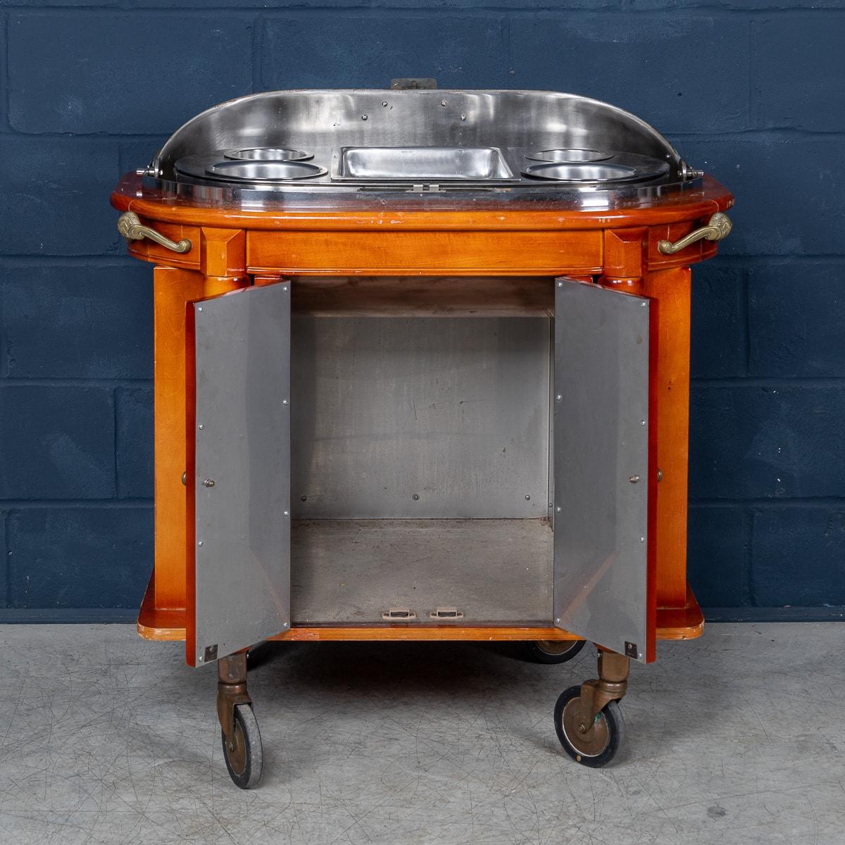 Carro de baño maría continental de cobre y latón del siglo XX c.1970 en venta 2