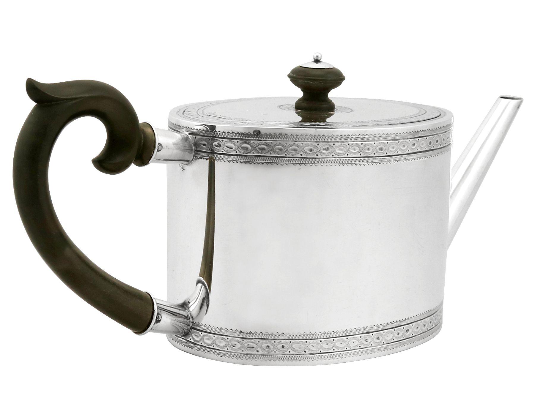 20th Century Continental Silver Five-Piece Tea and Coffee Service For Sale 1