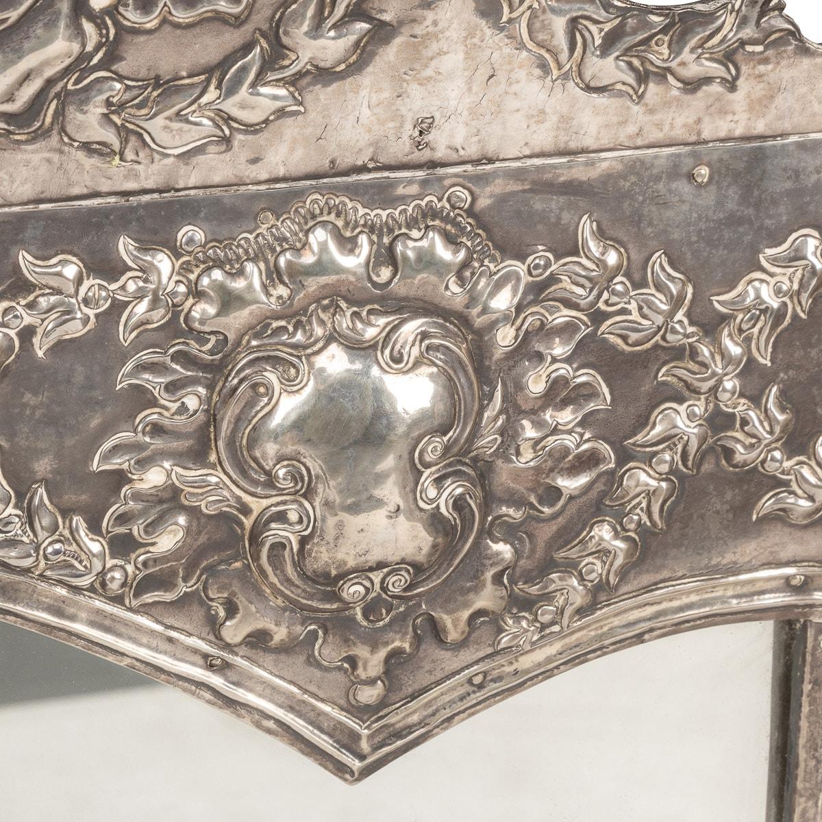 Specchio da parete continentale in argento massiccio del XX secolo, 1900 ca. in vendita 7