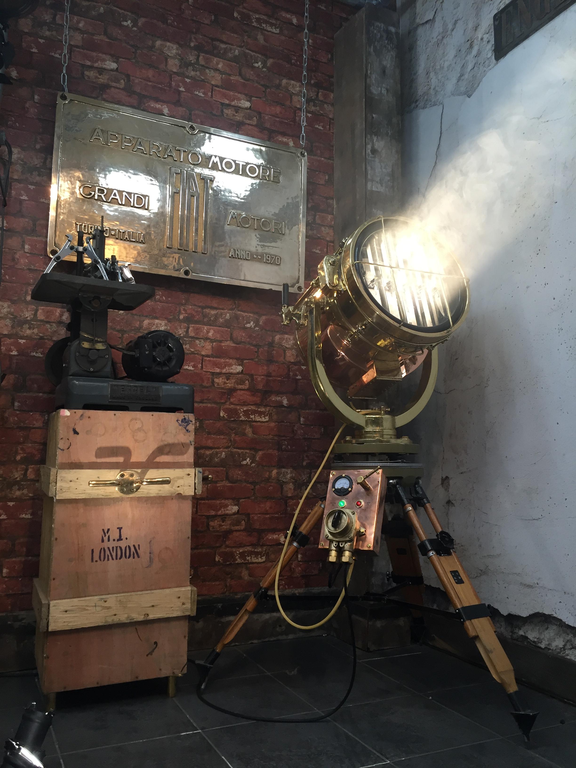 20th Century Copper & Brass Signalling Floor Lamp and Military Gyroscope Tripod For Sale 5