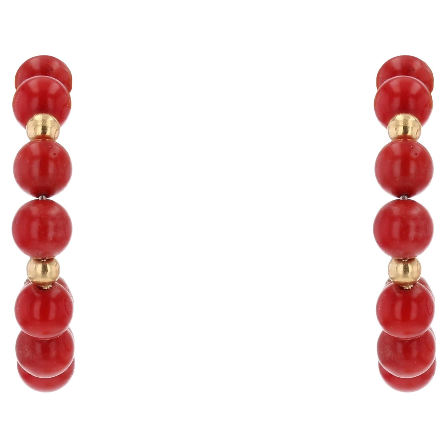 Pendientes de aro de oro amarillo de 18 quilates con cuentas de coral del siglo XX