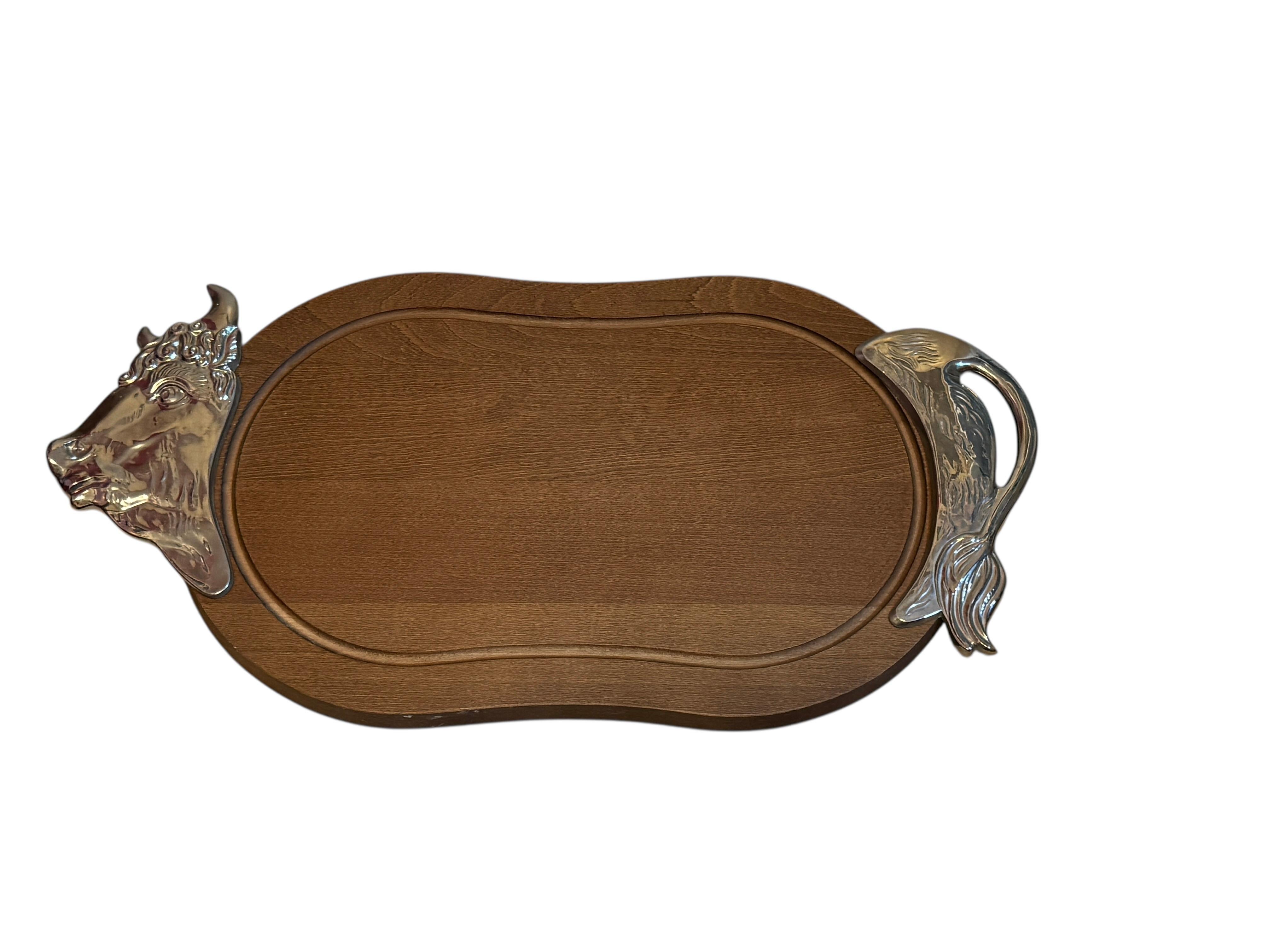 Moderne 20ème siècle Vache Bull Wood Wood Cutting Board Plate Tray Plater, Austria Vintage en vente
