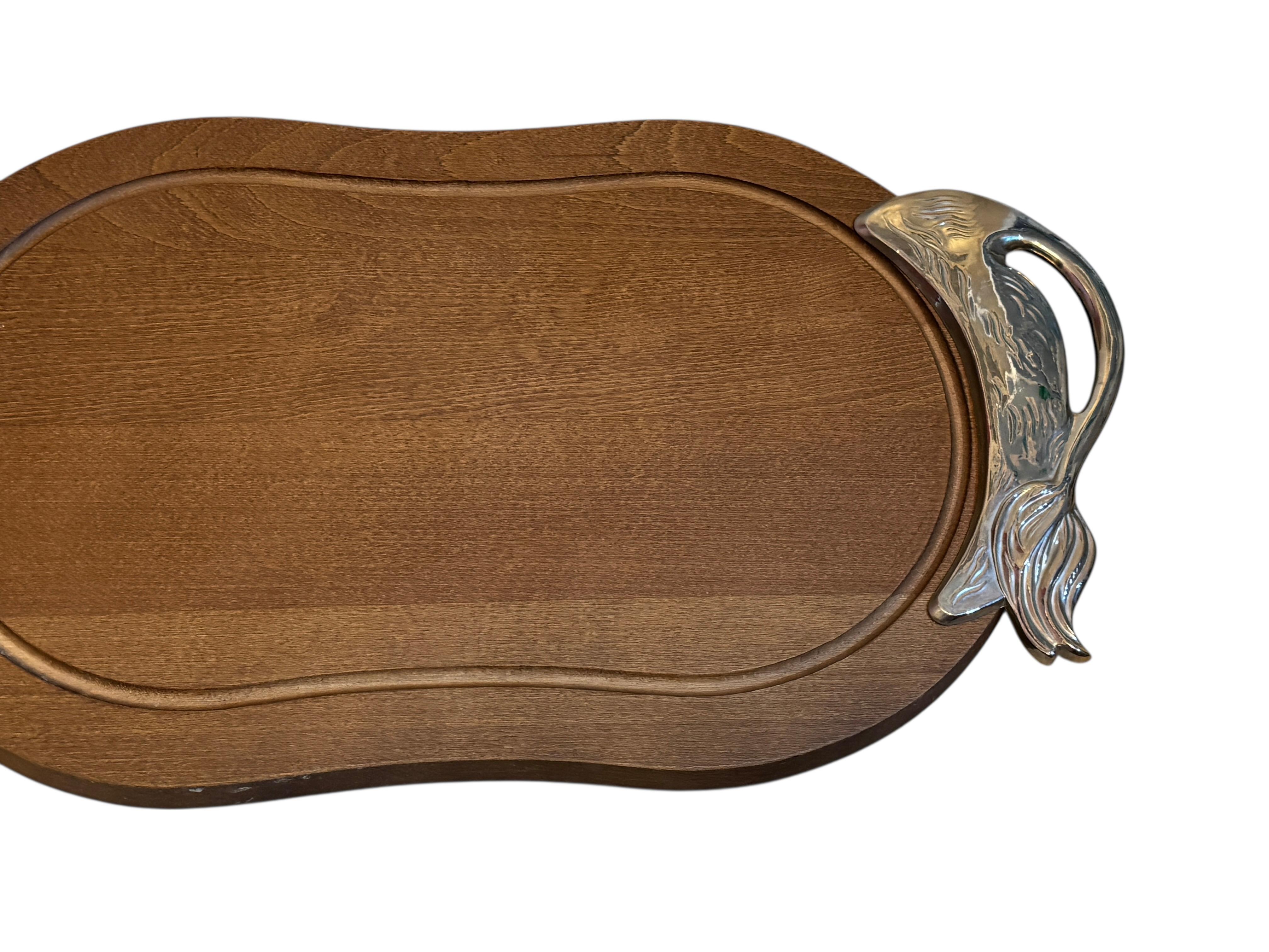 Autrichien 20ème siècle Vache Bull Wood Wood Cutting Board Plate Tray Plater, Austria Vintage en vente