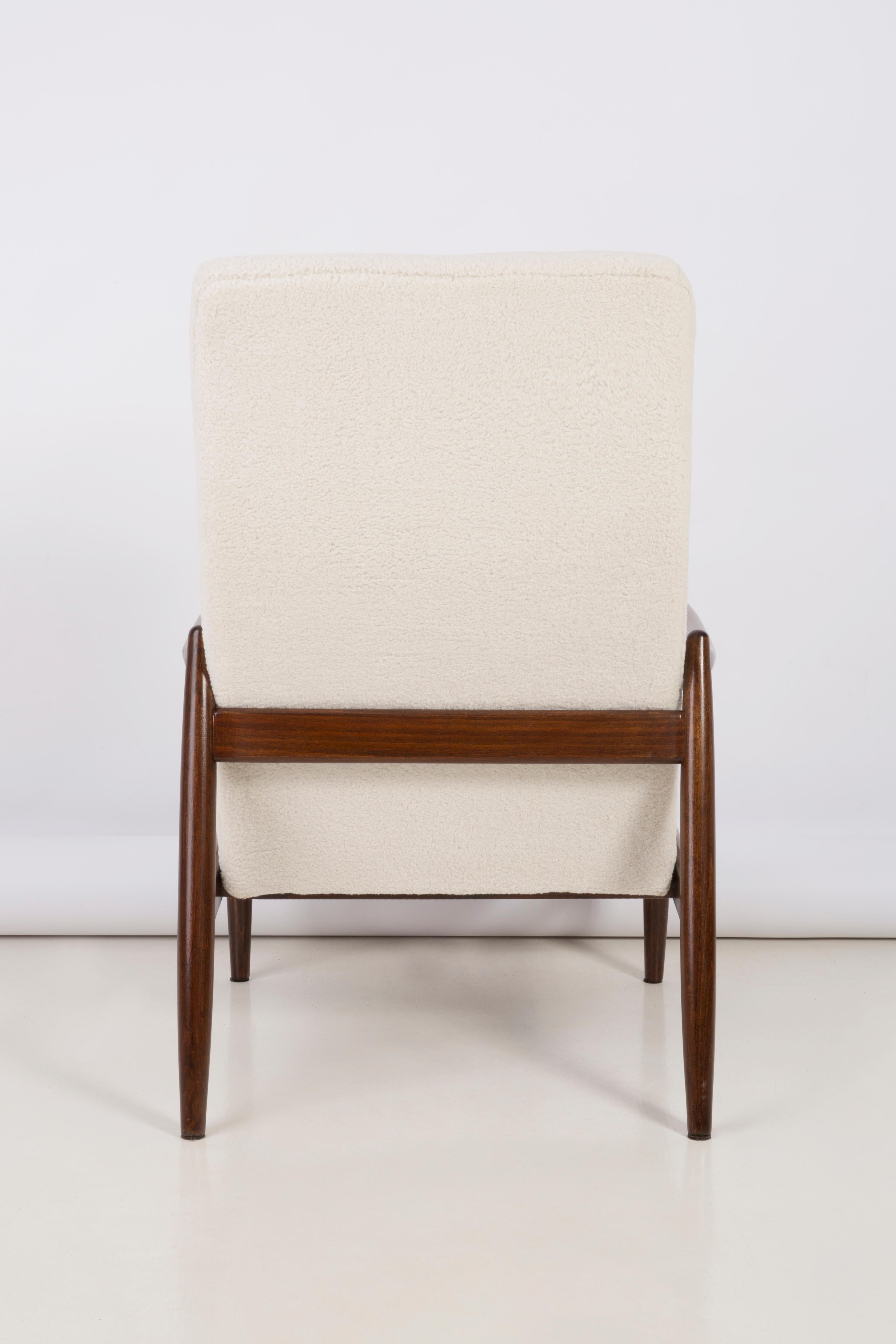 Bouclé 20th Century Crème Boucle Armchair and Stool, Edmund Homa, 1960s For Sale