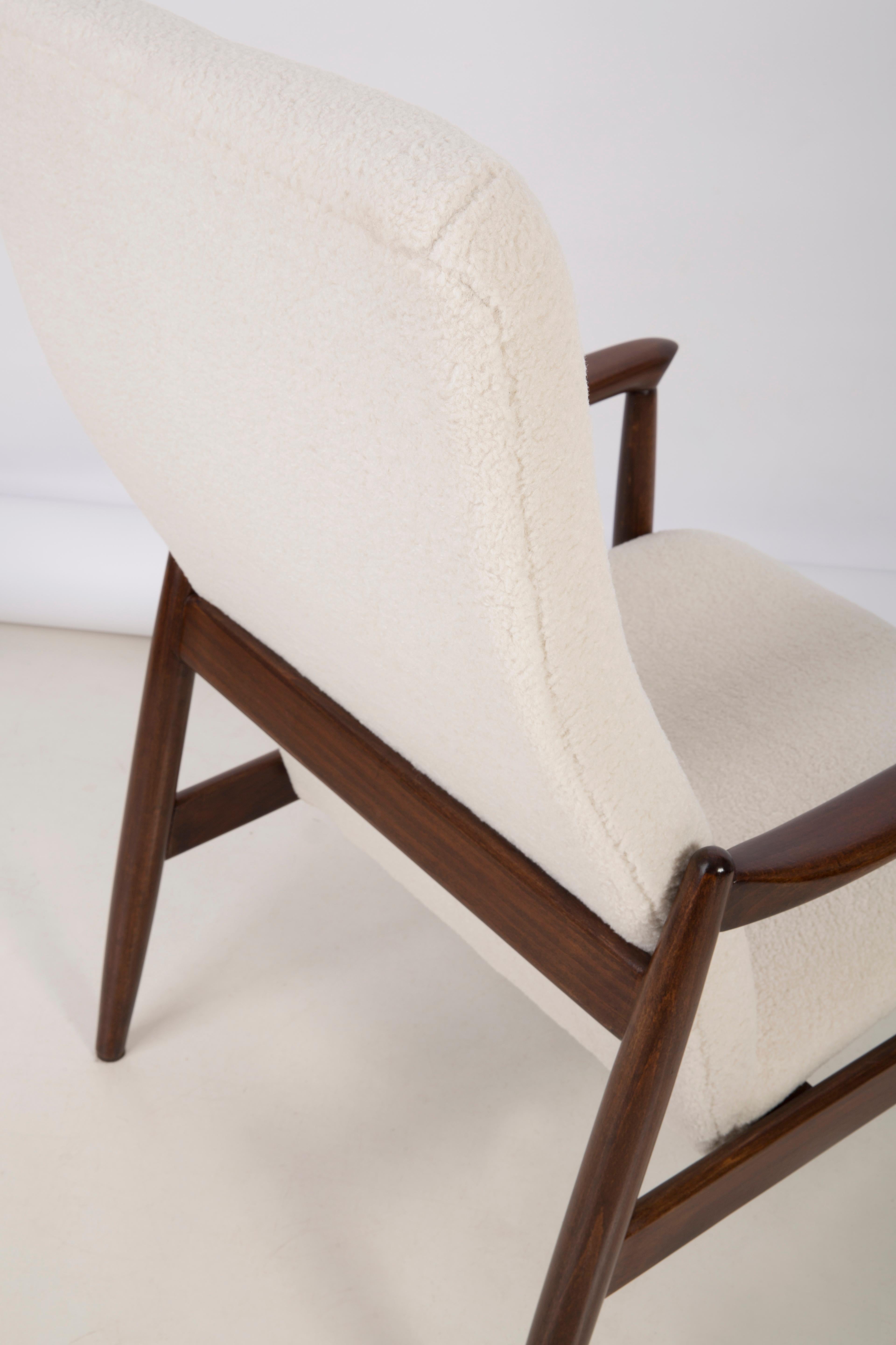 20th Century Crème Boucle Armchair and Stool, Edmund Homa, 1960s For Sale 1