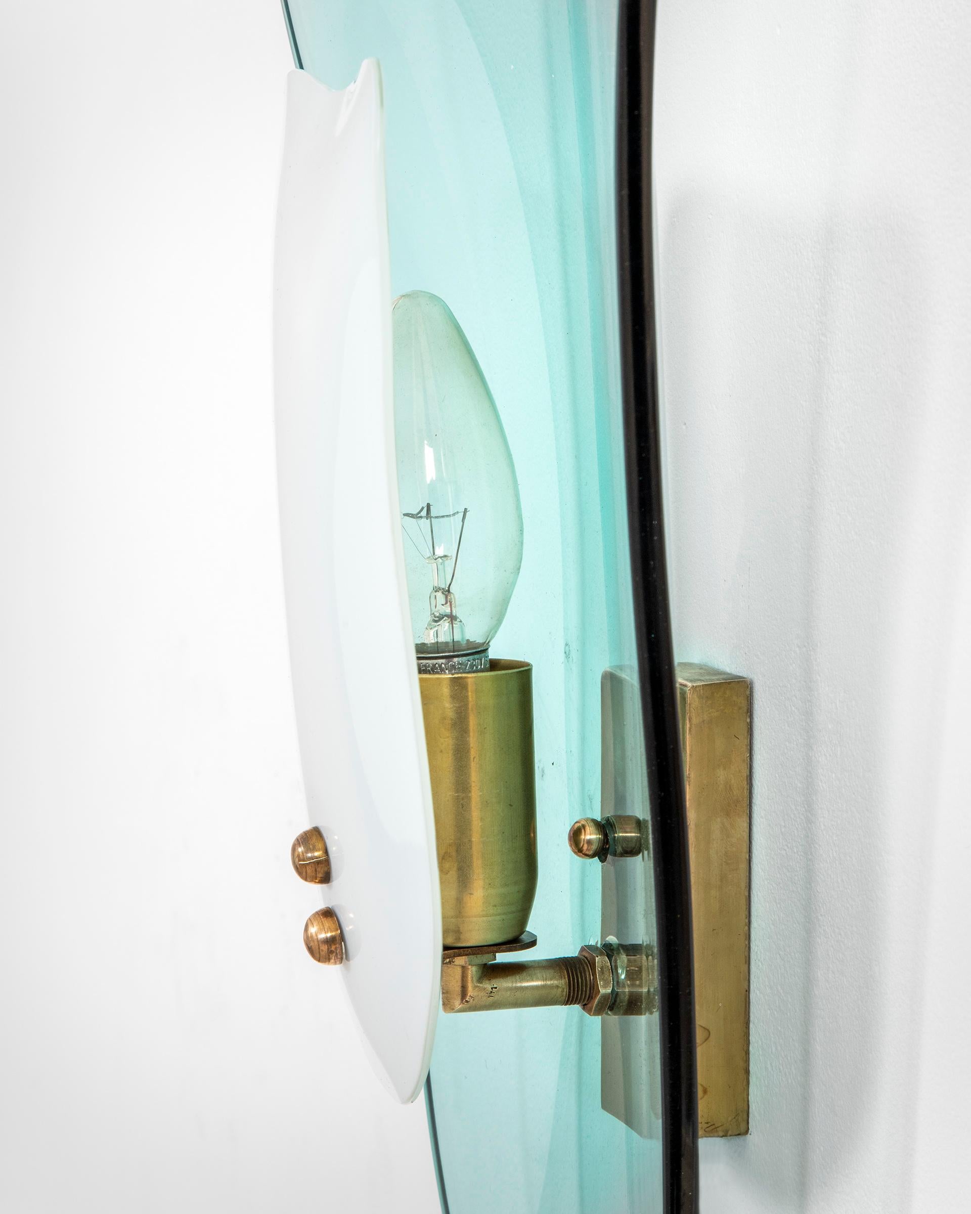 20th Century Cristal Art Wall Lights in Glass, Opaline Glass and Brass '50s In Good Condition In Turin, Turin