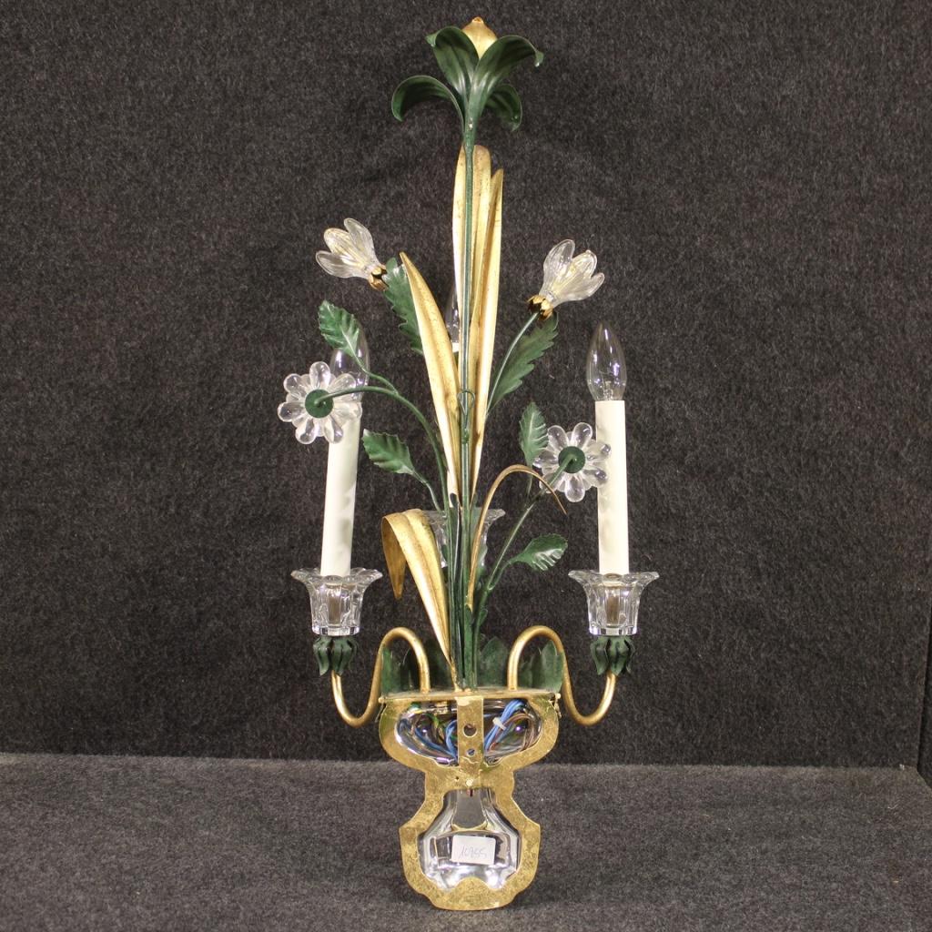 20th Century Crystal and Gold and Painted Metal Italian Wall Light, 1970 For Sale 9