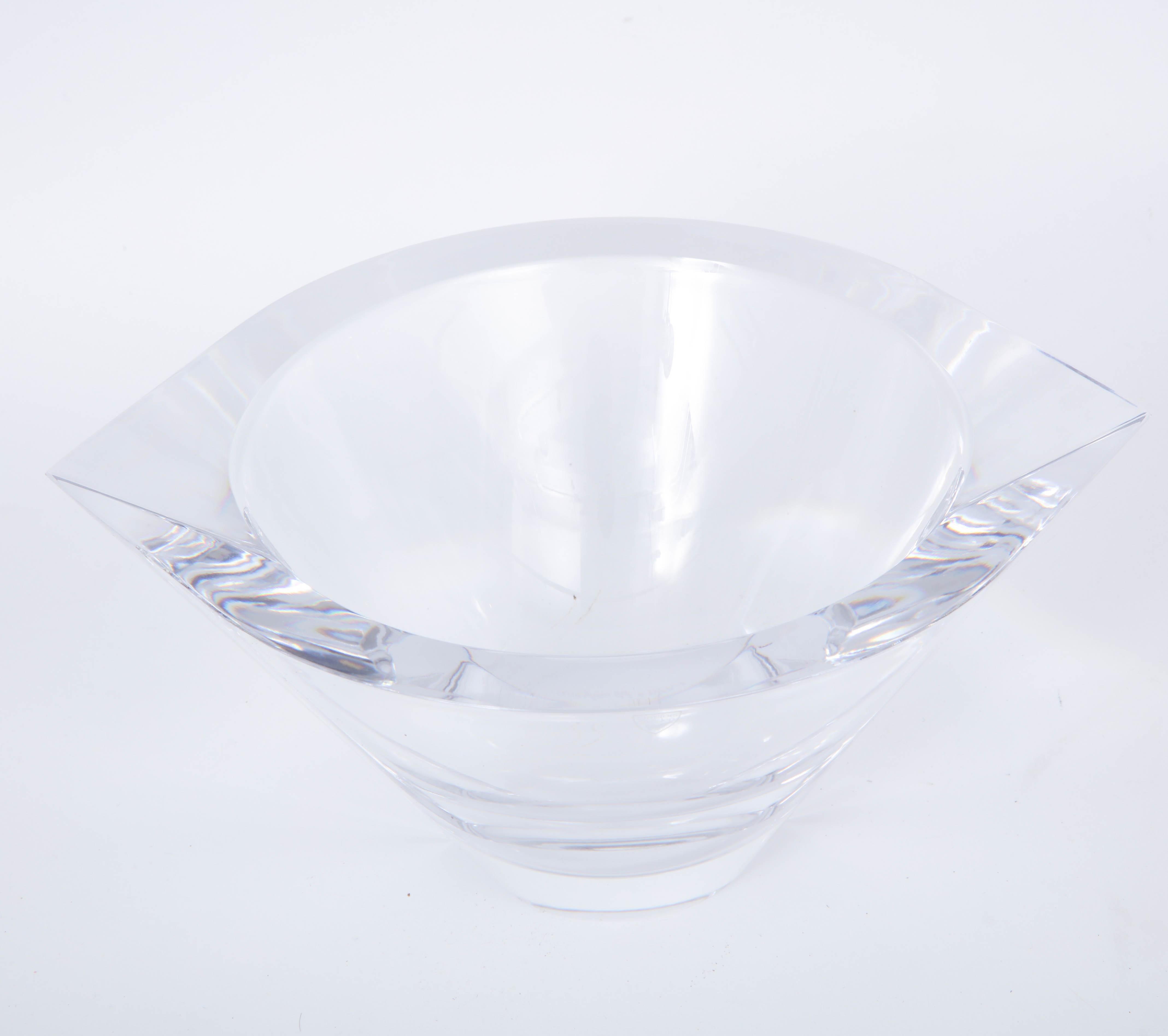 20th Century Crystal Bowl In Excellent Condition For Sale In New York, NY