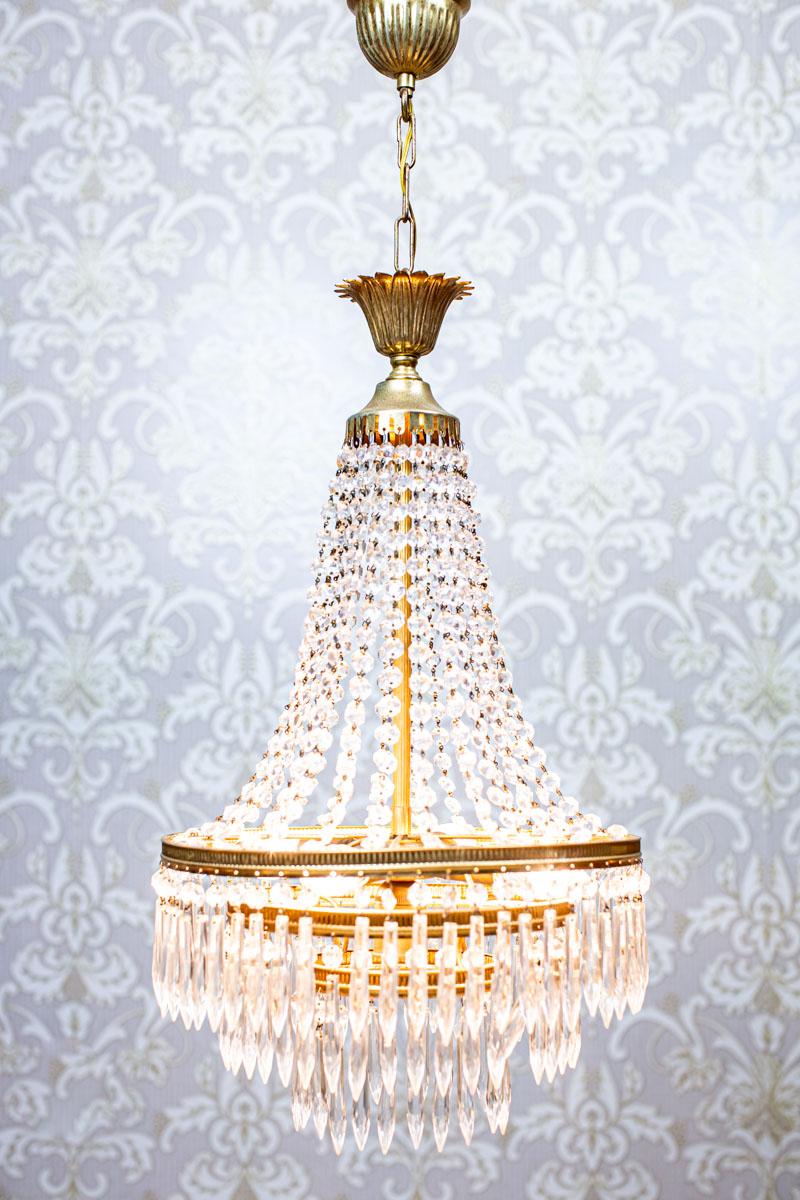 European 20th-Century Crystal Chandelier with Brass Elements