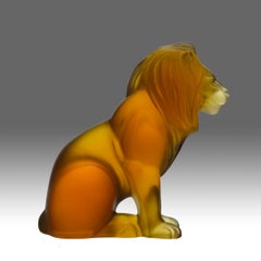 Sculpture en cristal de verre du 20e siècle "Lion d'ambre Bamara" par Lalique Glass