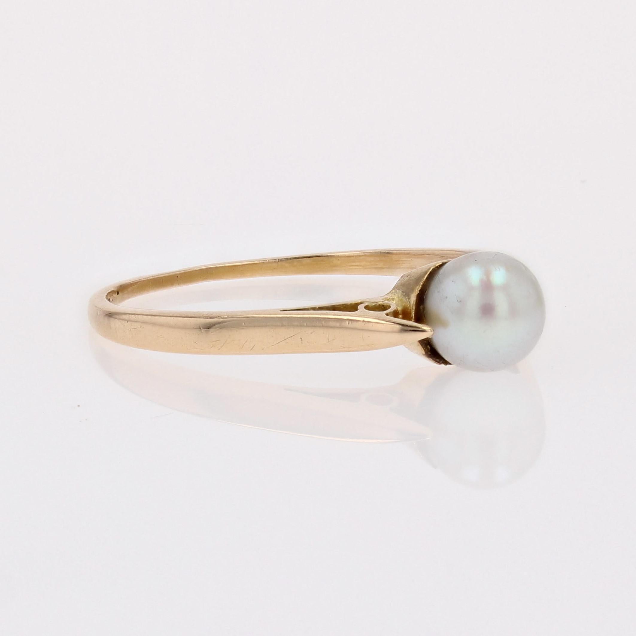 Perle Bague solitaire en or jaune 18 carats perle de culture du 20e siècle en vente