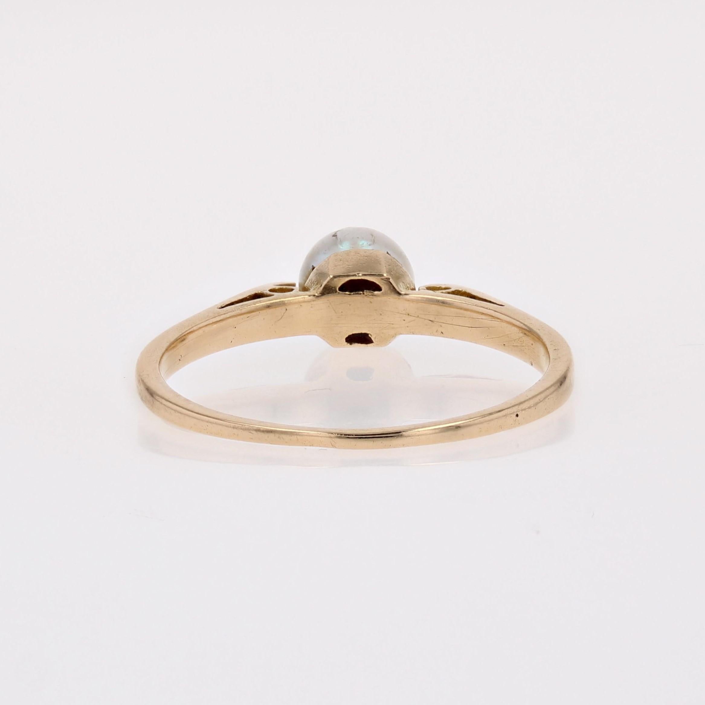 Bague solitaire en or jaune 18 carats perle de culture du 20e siècle Pour femmes en vente