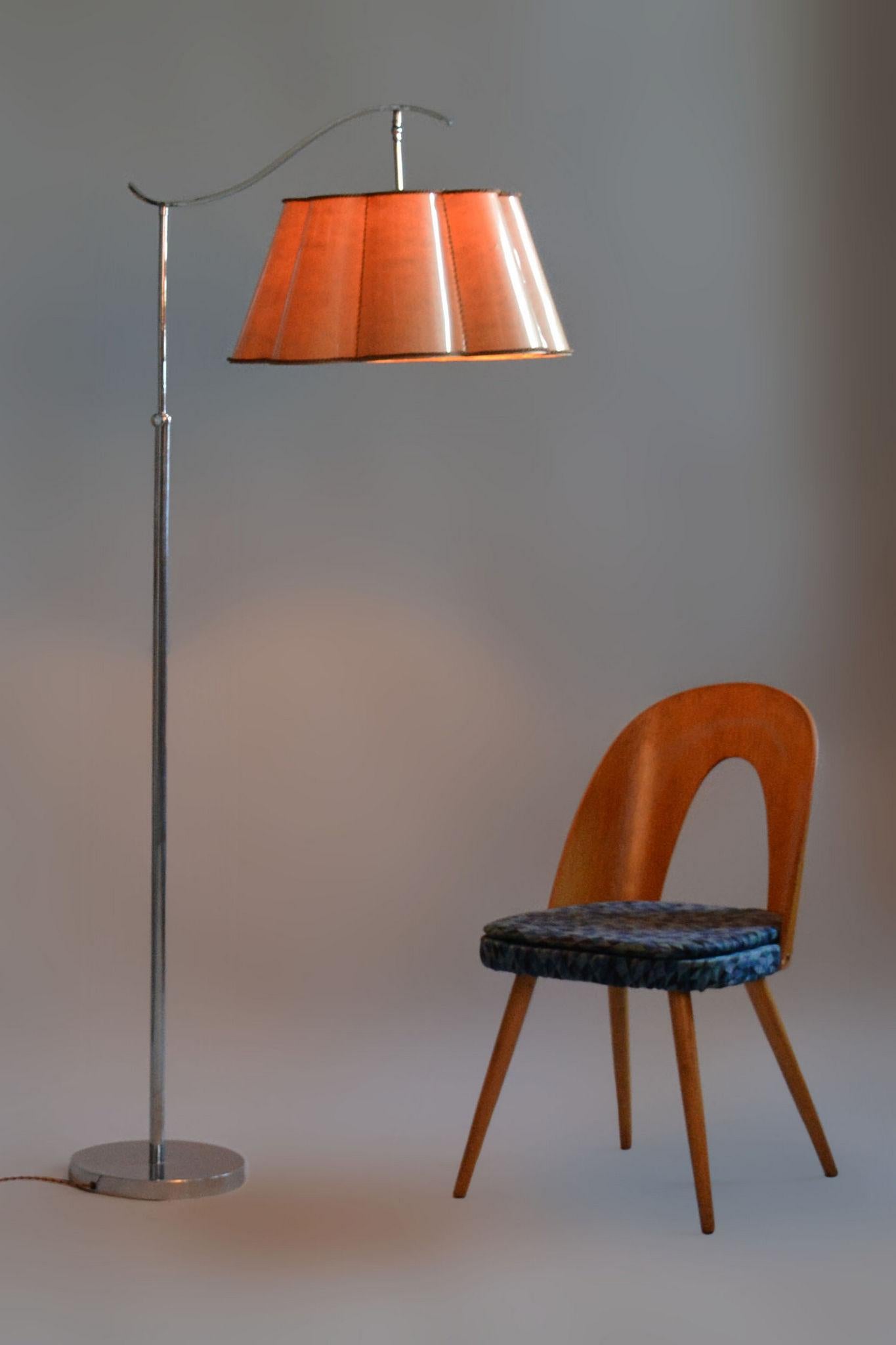 20th Century Czech Bauhaus Chrome Floor Lamp with Parchment Shade, 1920s For Sale 10