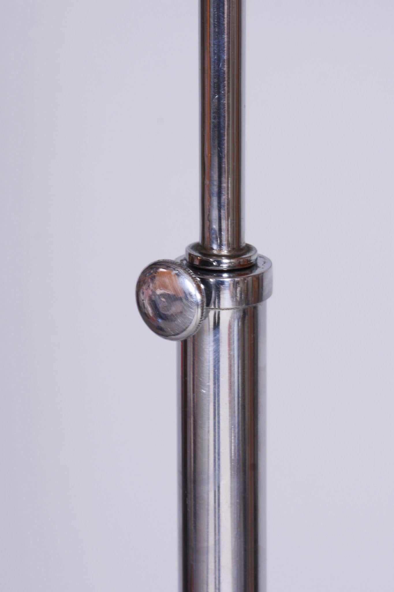 20th Century Czech Bauhaus Chrome Floor Lamp with Parchment Shade, 1920s For Sale 1