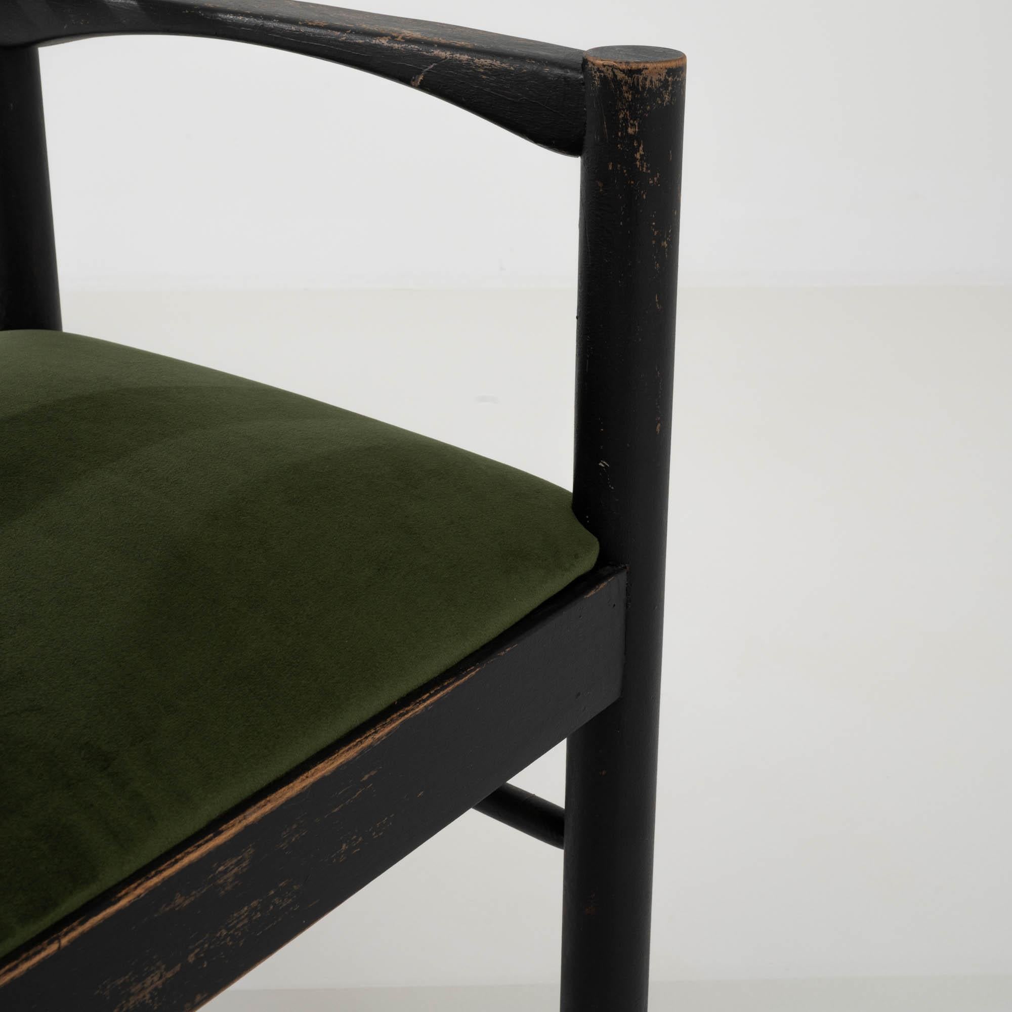 Paire de chaises de salle à manger tchèques du 20e siècle avec sièges rembourrés en vente 6