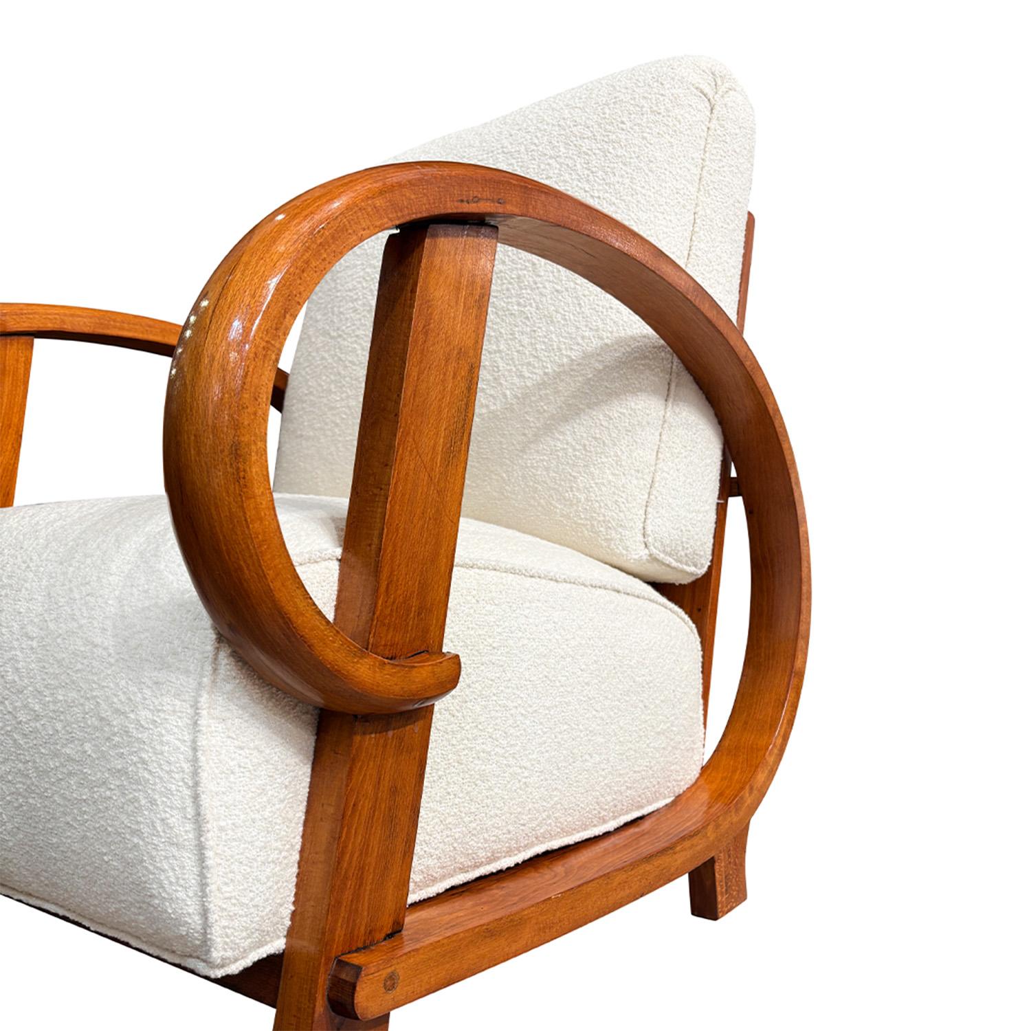 20e siècle Paire tchèque de chaises longues en noyer sculptées par Thonet en vente 2