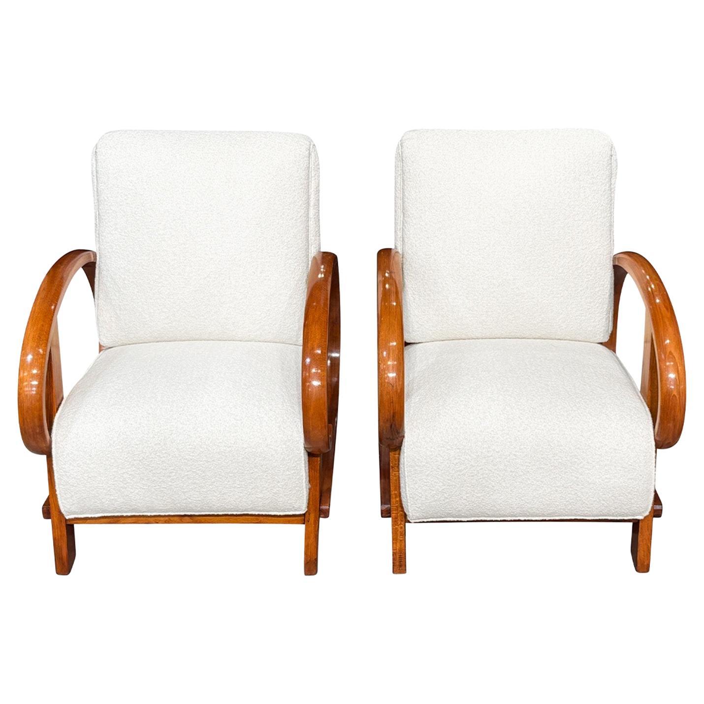 20th Century Czech Pair of Vintage Sculptural Walnut Lounge Chairs by Thonet