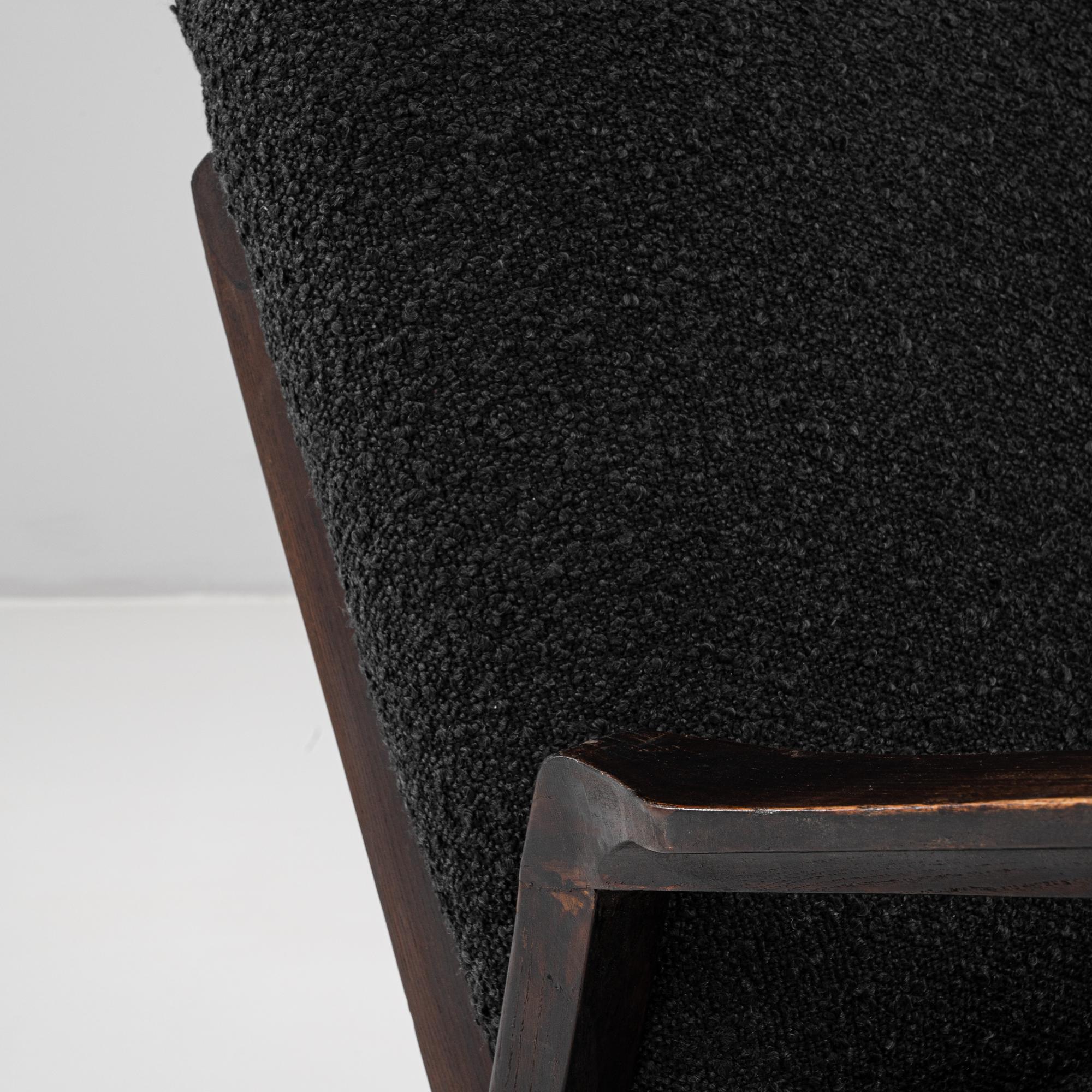 Fauteuil tapissé tchèque du 20e siècle en vente 5