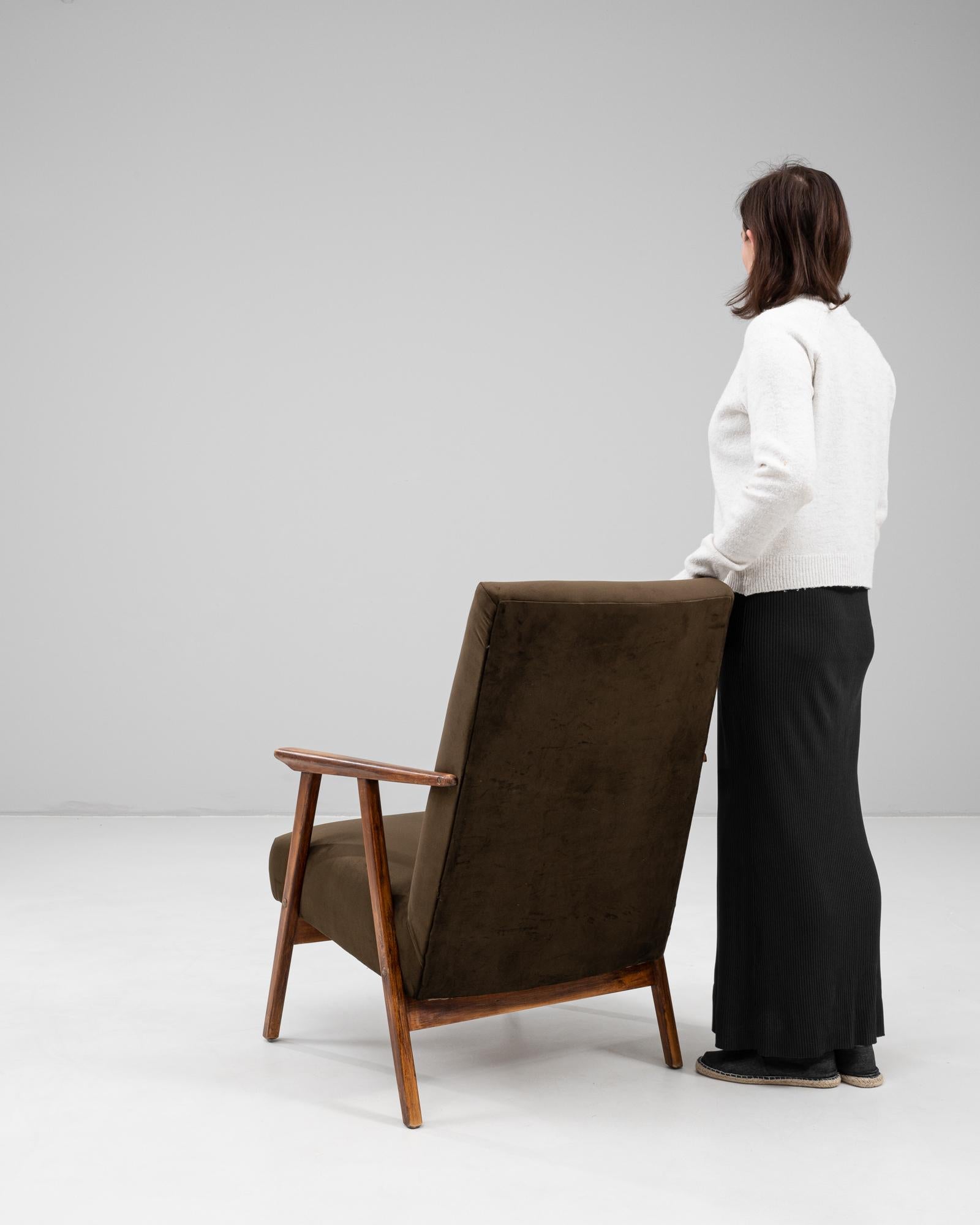 20th Century Czech Upholstered Armchair siglo XX en venta