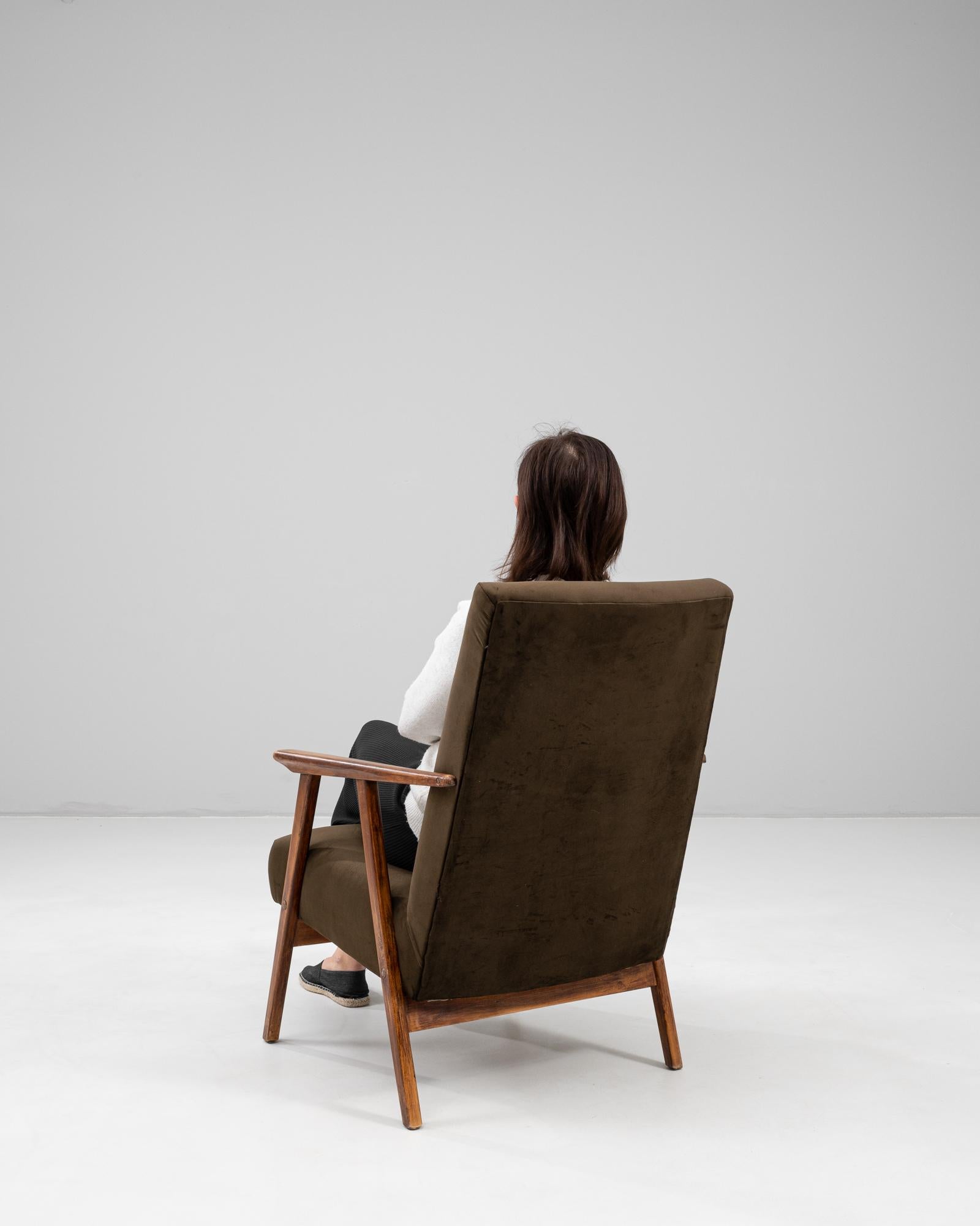 20th Century Czech Upholstered Armchair en venta 1