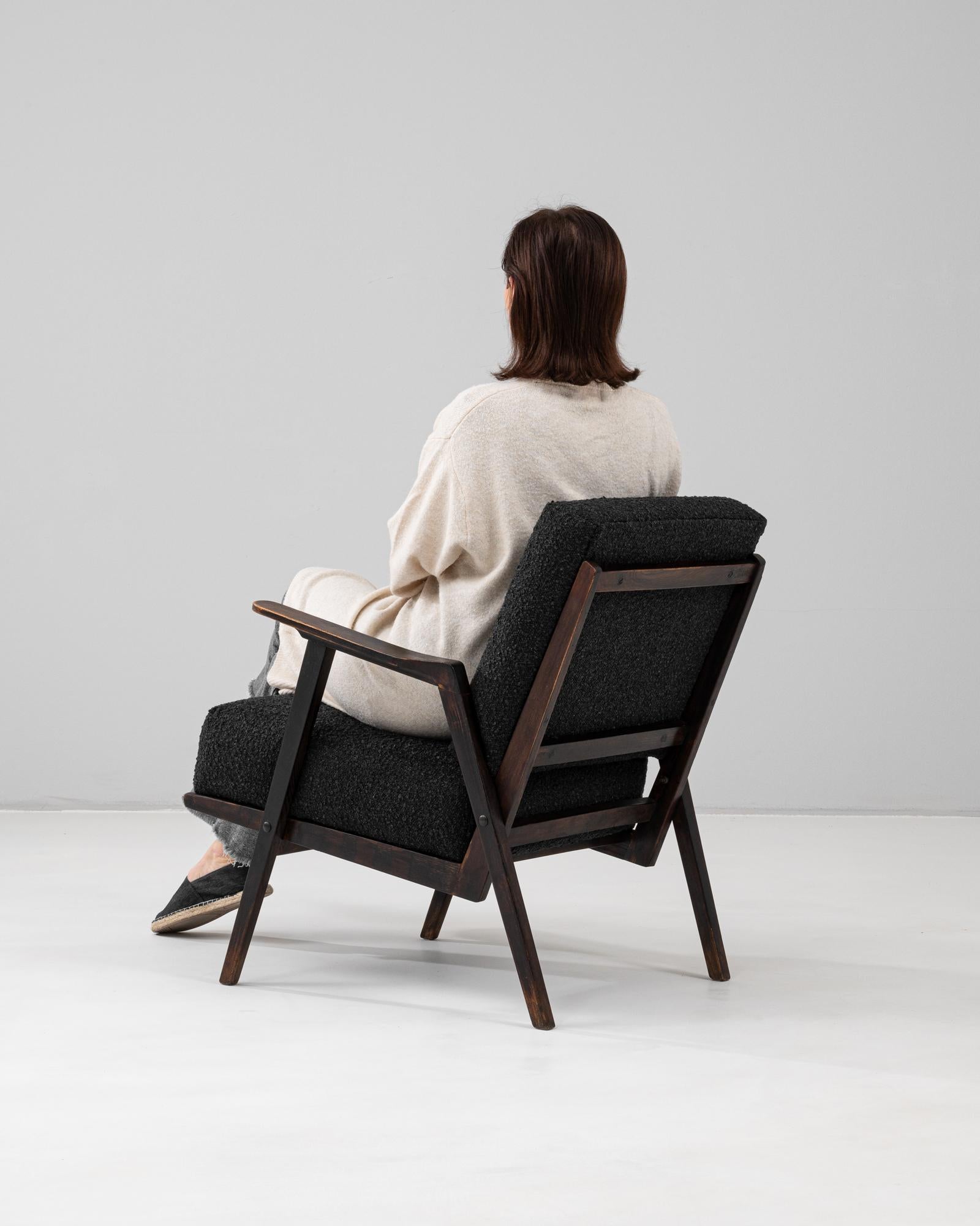 Fauteuil tapissé tchèque du 20e siècle en vente 1