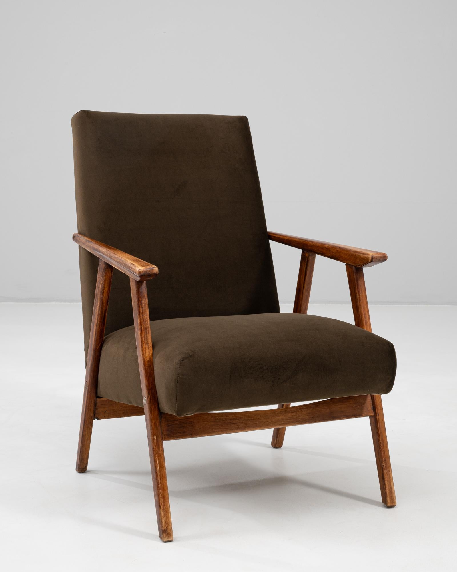 20th Century Czech Upholstered Armchair en venta 3