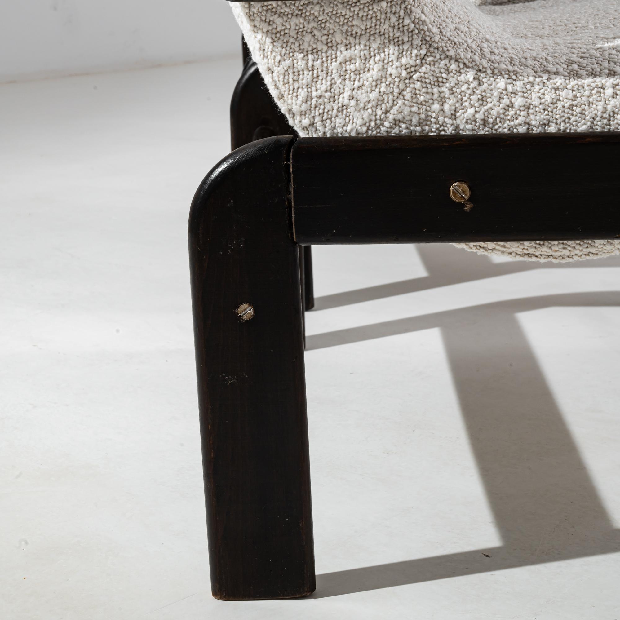Poltrone in legno bianco ceche del XX secolo, una coppia in vendita 6