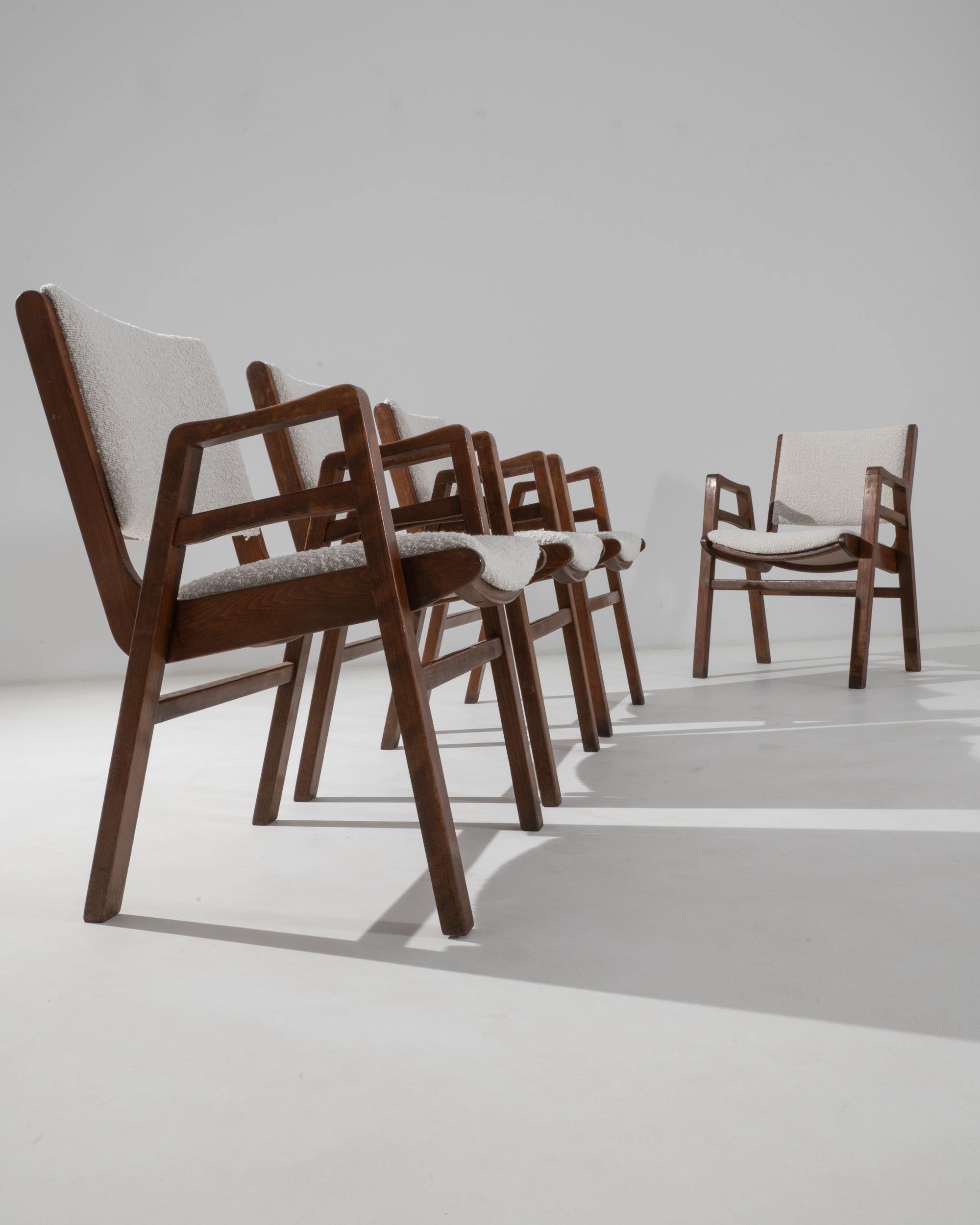 Fauteuils en bois tchèques du 20e siècle, ensemble de quatre en vente 1