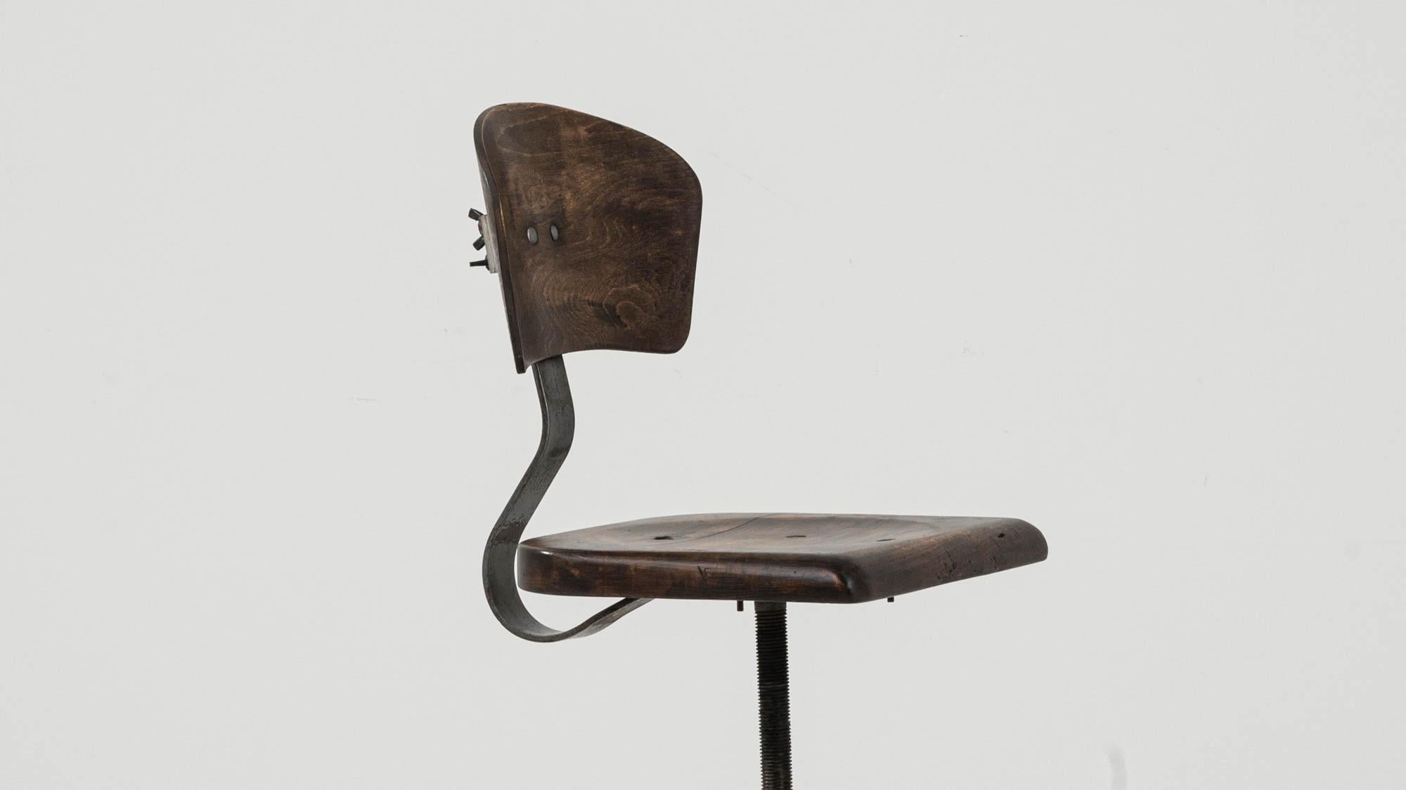 20th Century Czechia Industrial Lifting & Swivel Chair For Sale 6