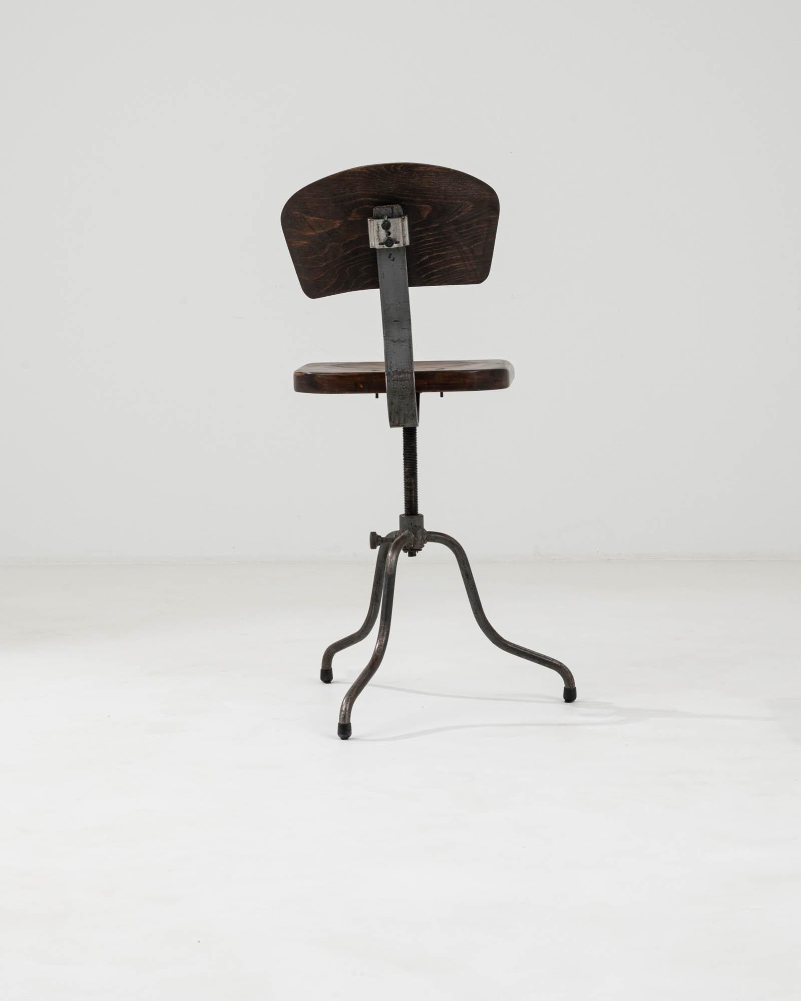 20th Century Czechia Industrial Lifting & Swivel Chair For Sale 2