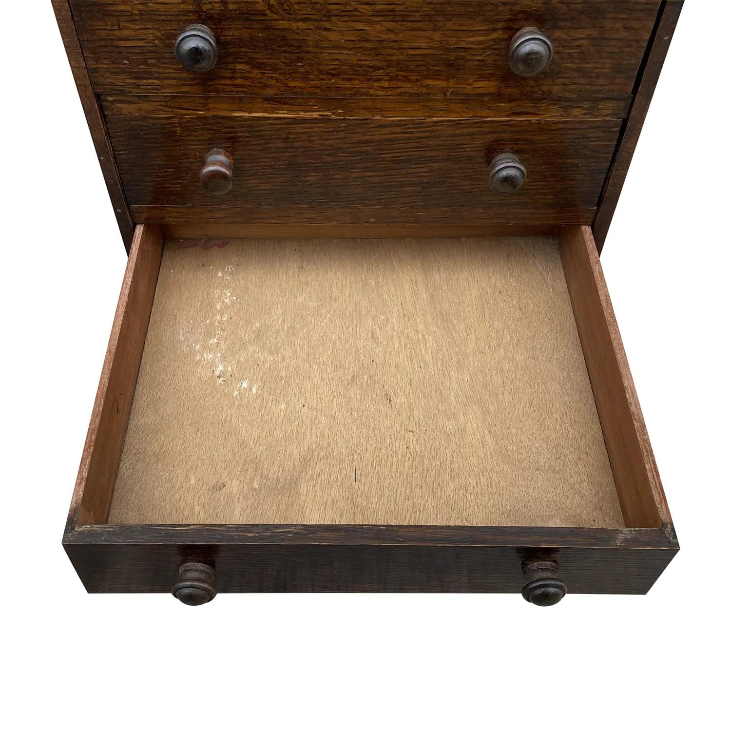 20th Century Danish Art Deco Oakwood Semainiere - Small Scandinavian Cabinet For Sale 9